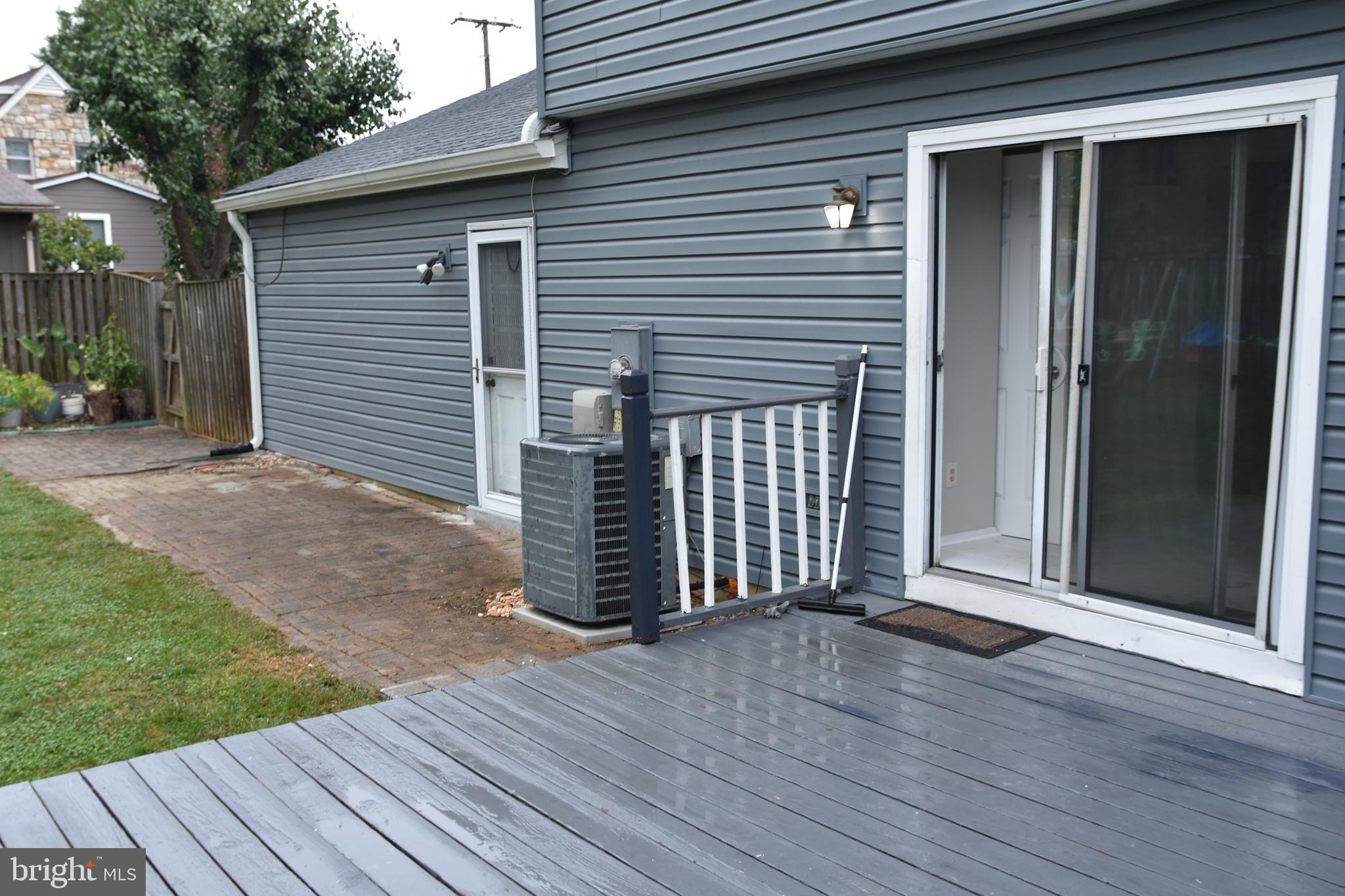 KATHMOOR - Residential Lease