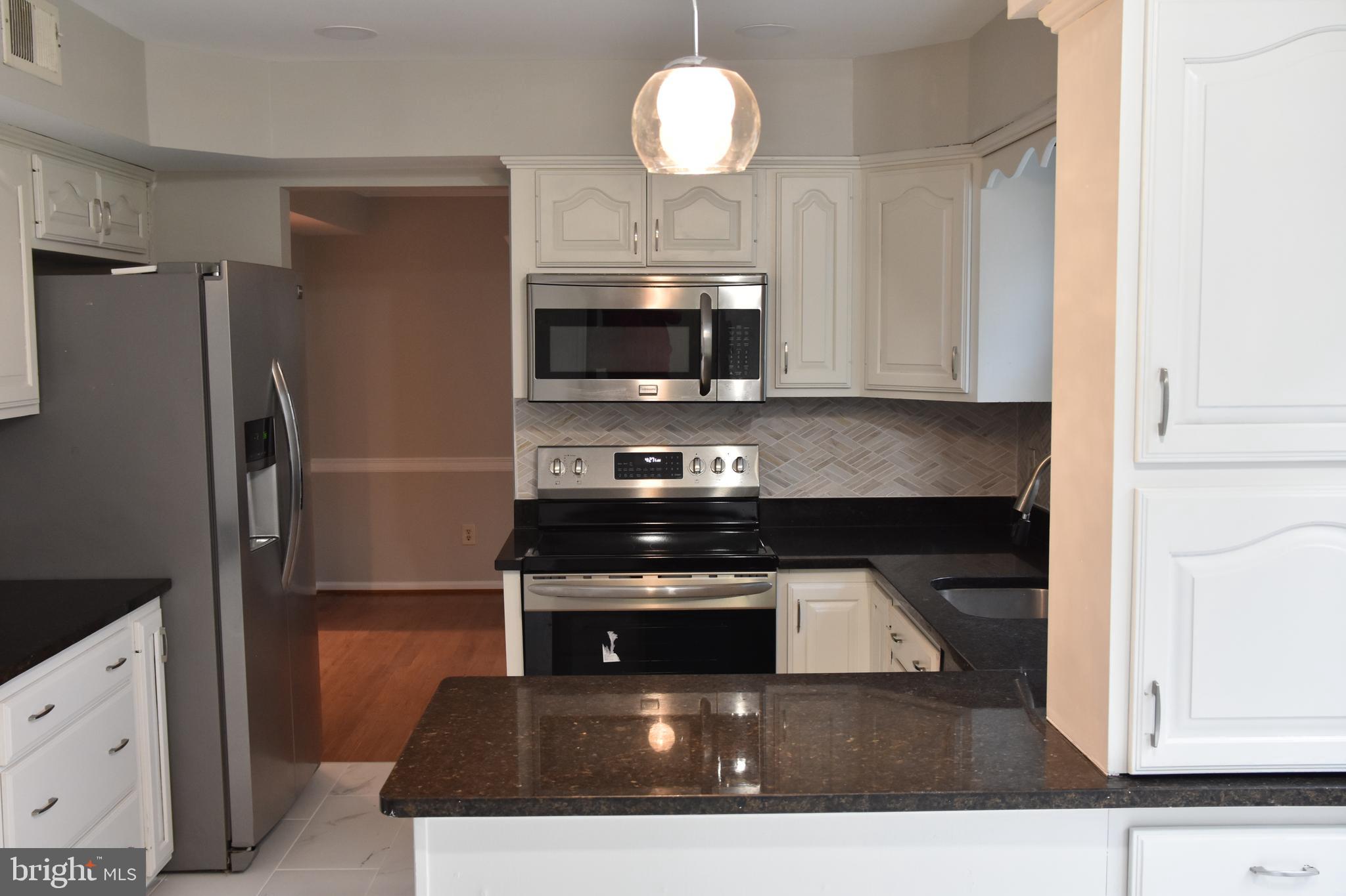 KATHMOOR - Residential Lease