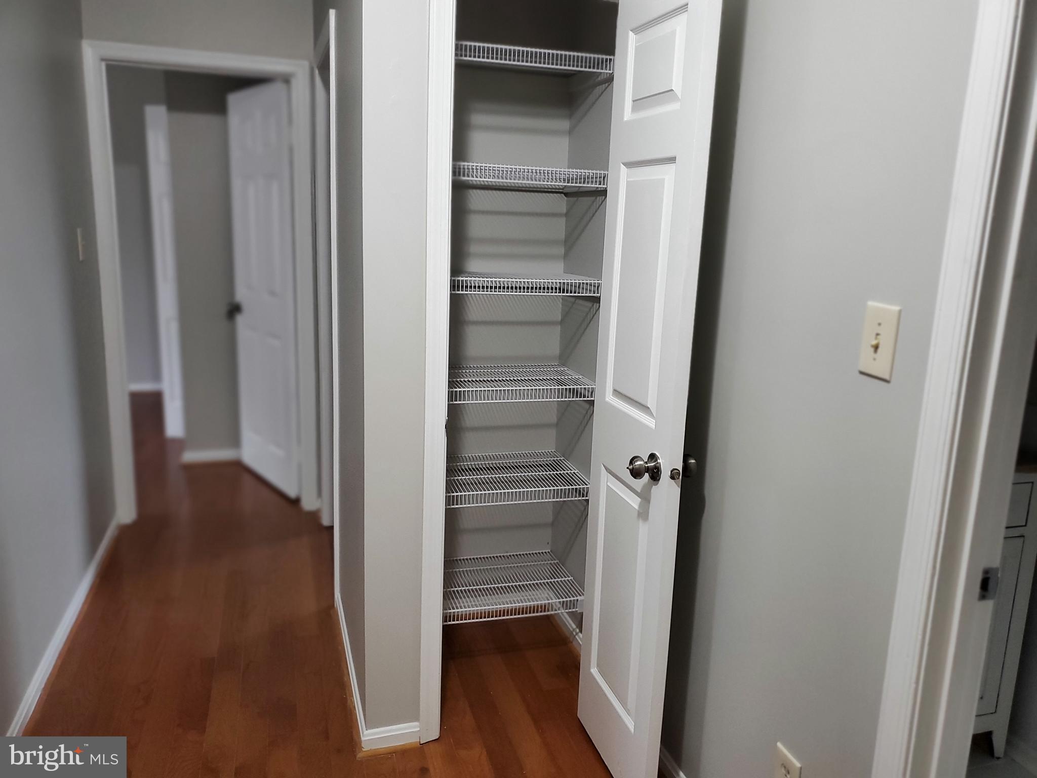 KATHMOOR - Residential Lease