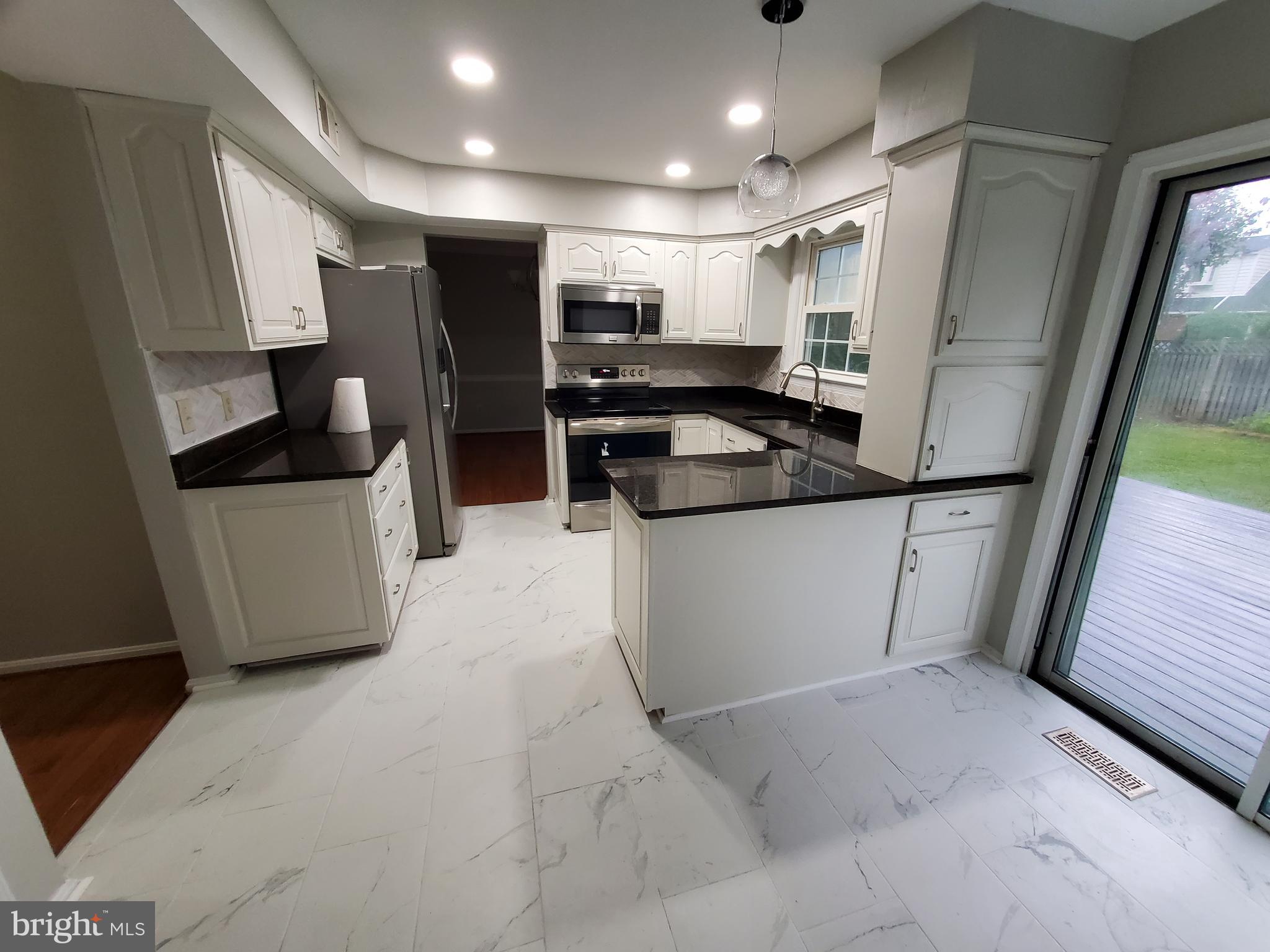 KATHMOOR - Residential Lease