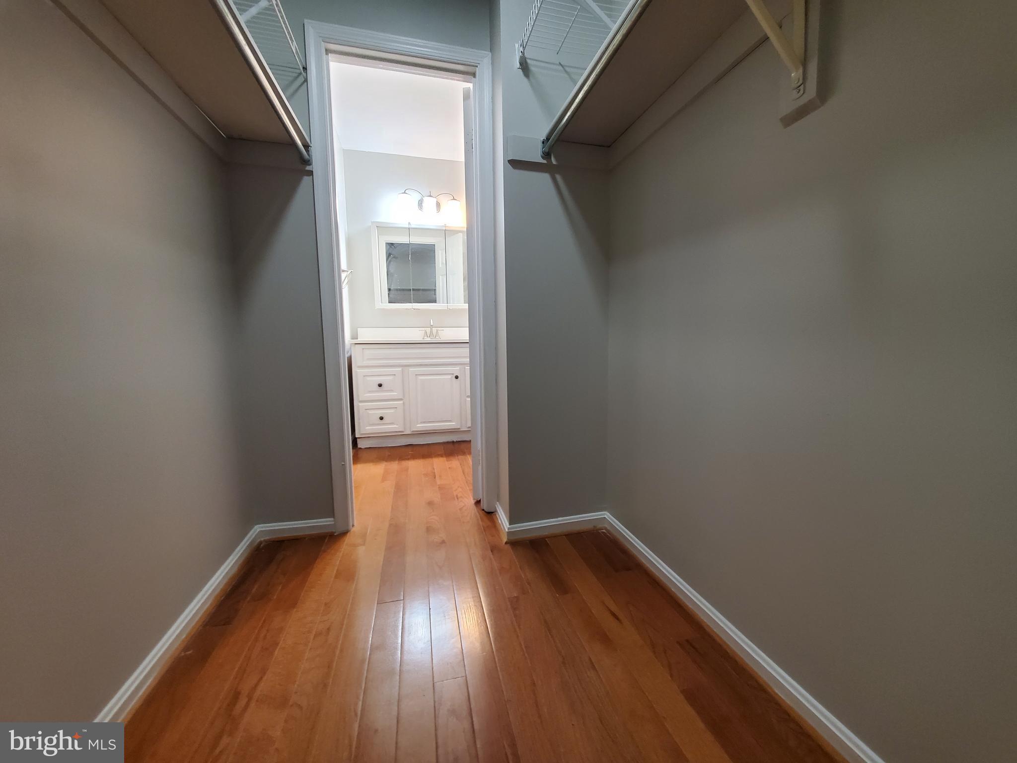 KATHMOOR - Residential Lease