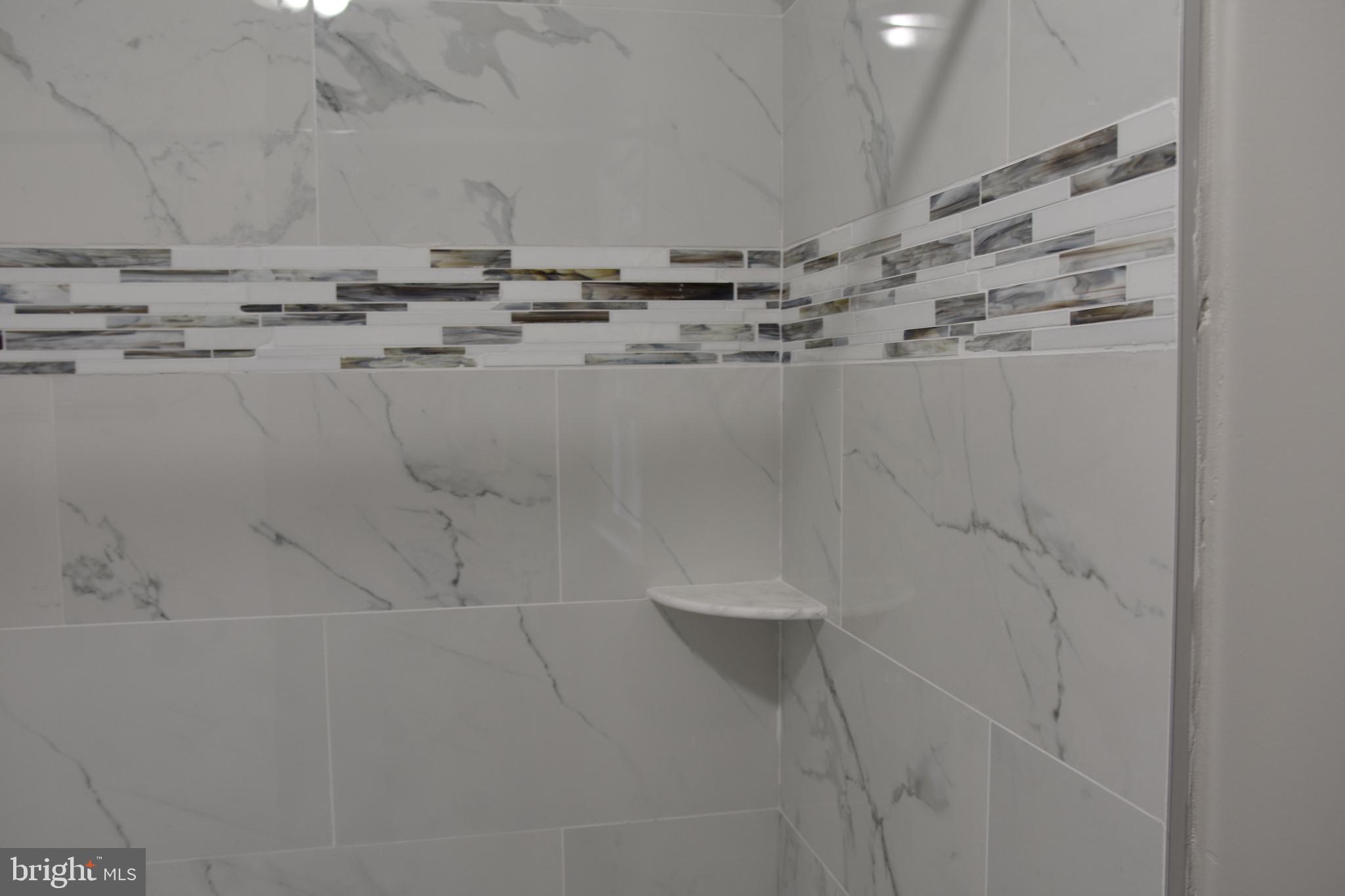 KATHMOOR - Residential Lease