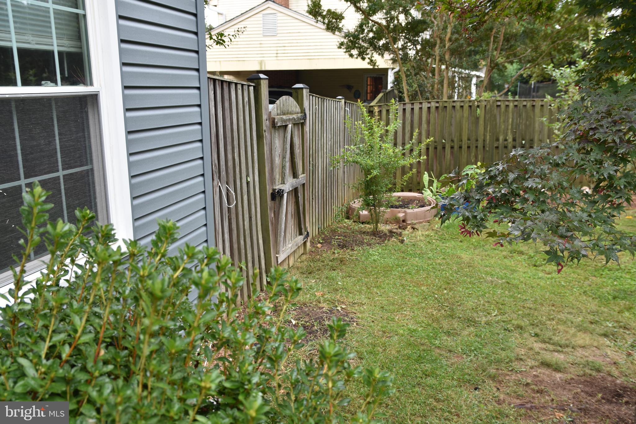 KATHMOOR - Residential Lease