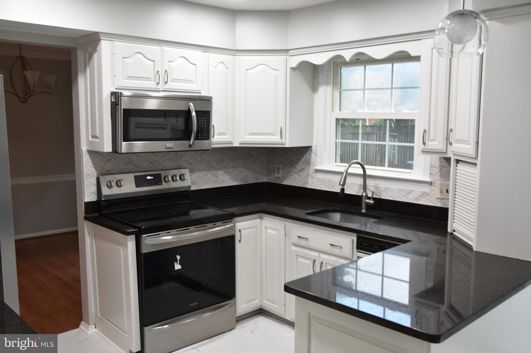 KATHMOOR - Residential Lease