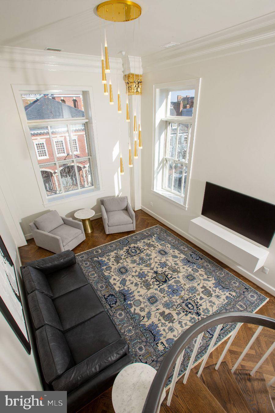 318 PRINCE STREET 9