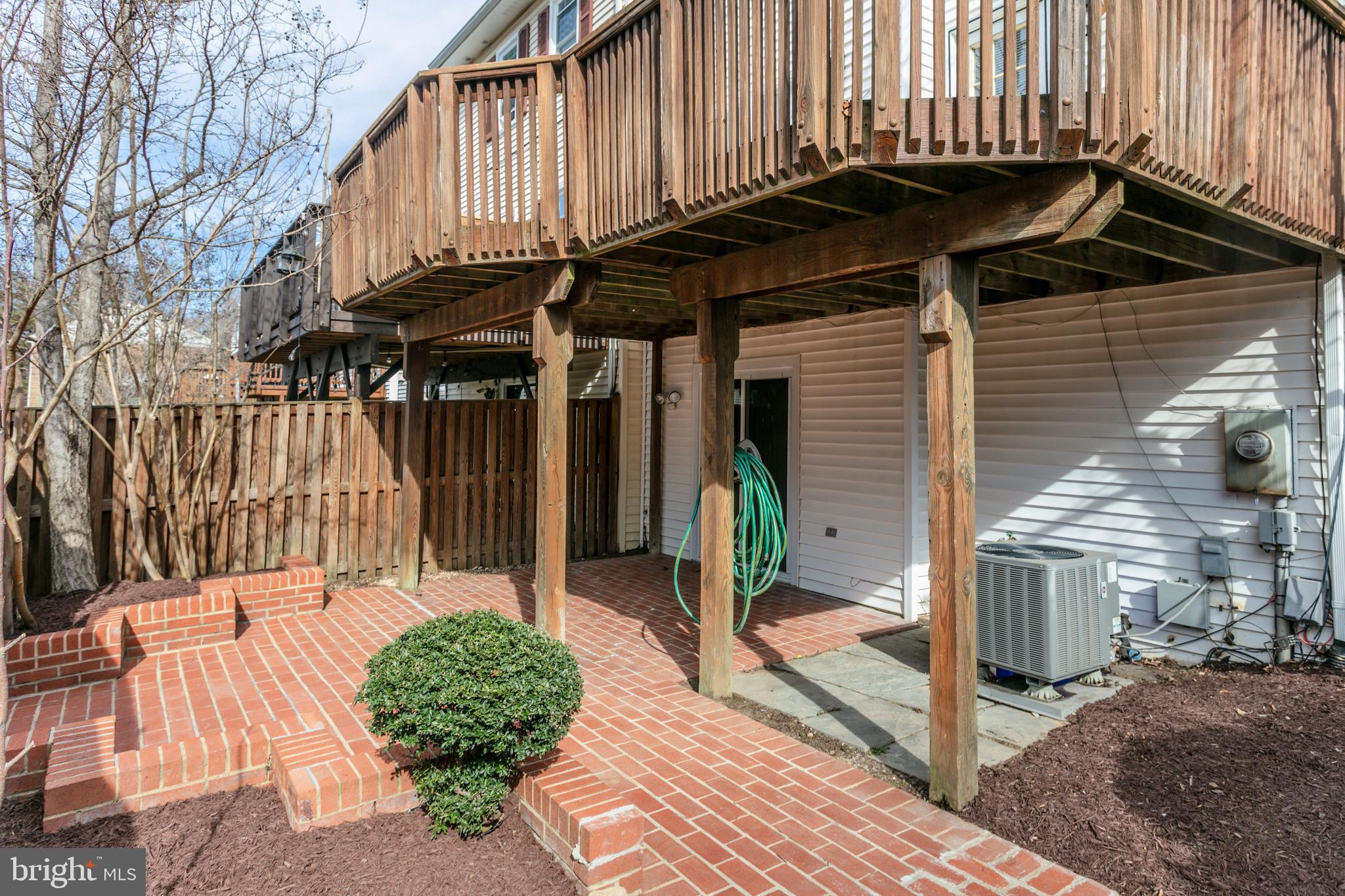 RUNNYMEADE - Residential Lease