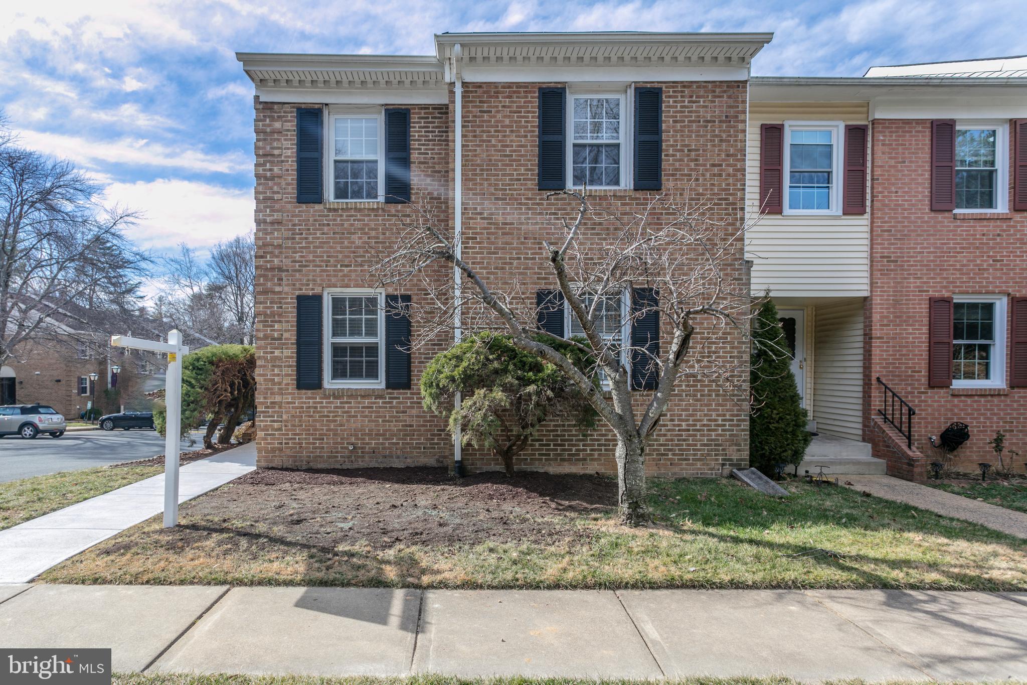 RUNNYMEADE - Residential Lease