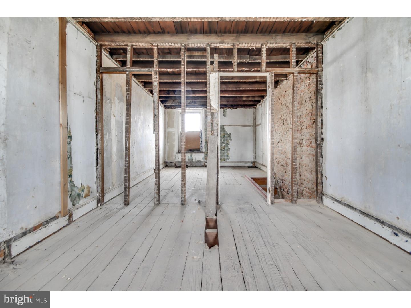 PORT RICHMOND - Residential