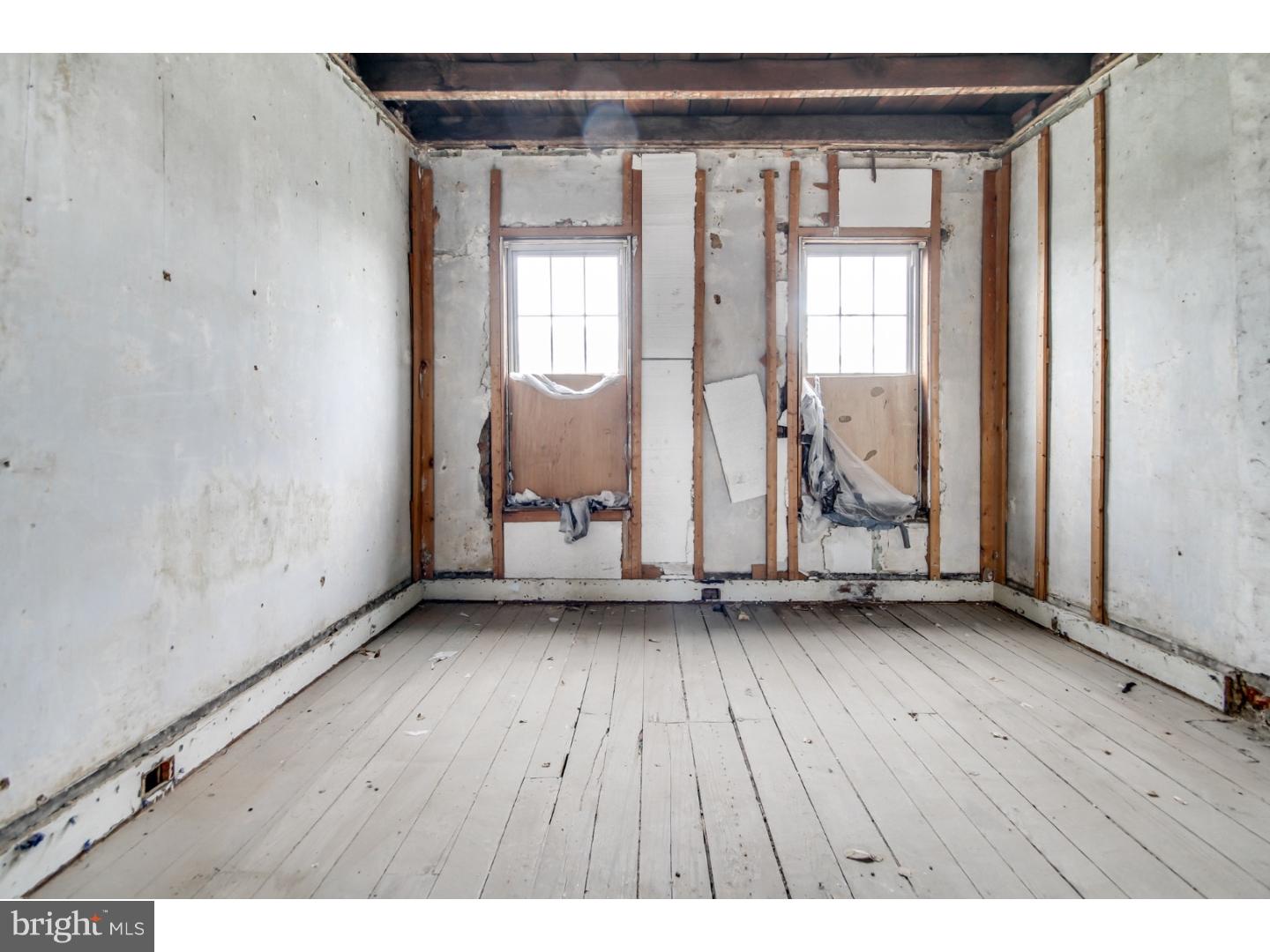PORT RICHMOND - Residential