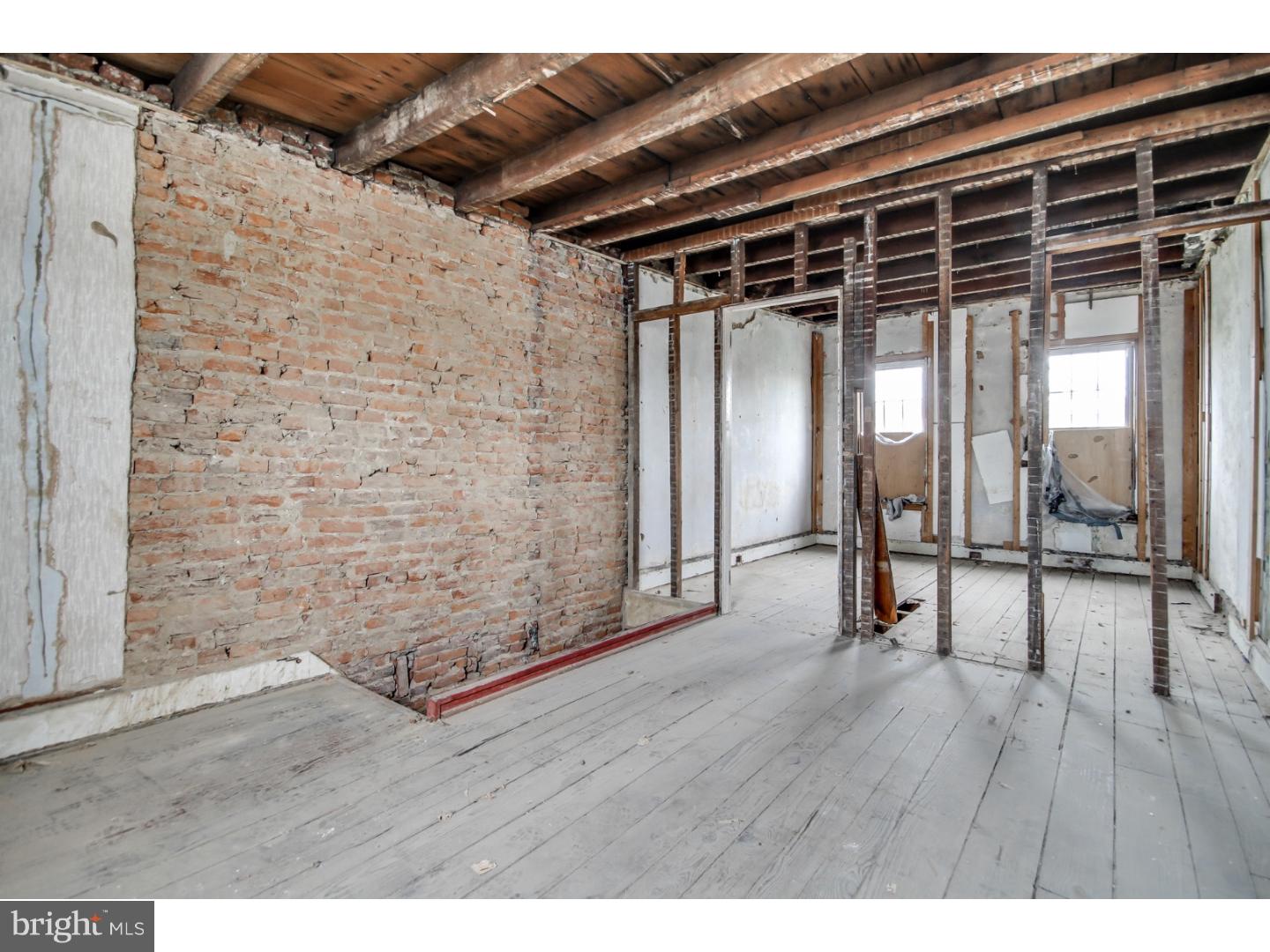PORT RICHMOND - Residential