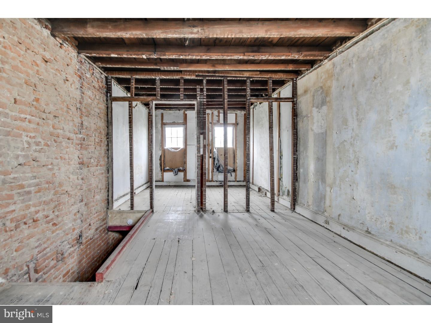 PORT RICHMOND - Residential