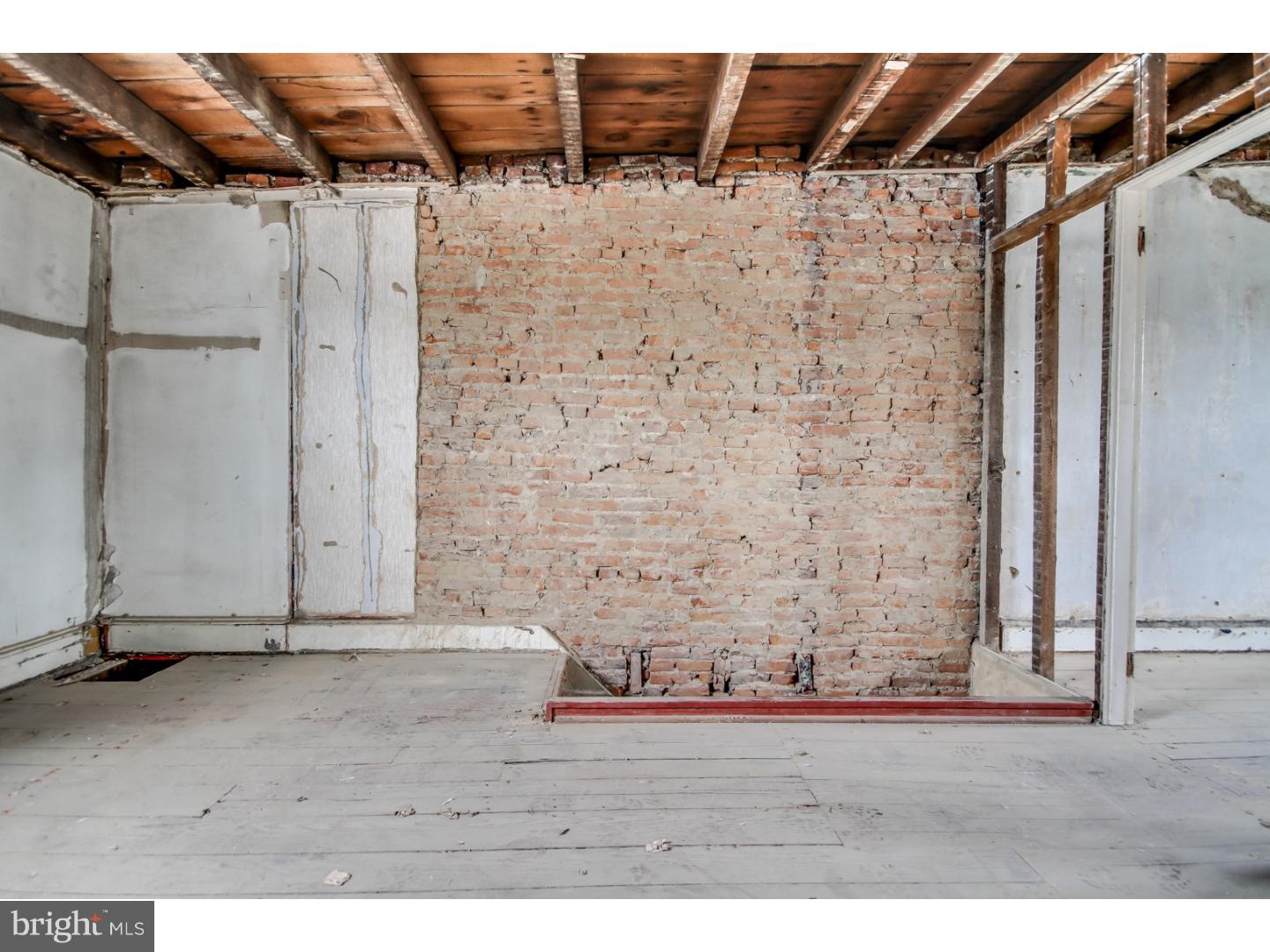 PORT RICHMOND - Residential