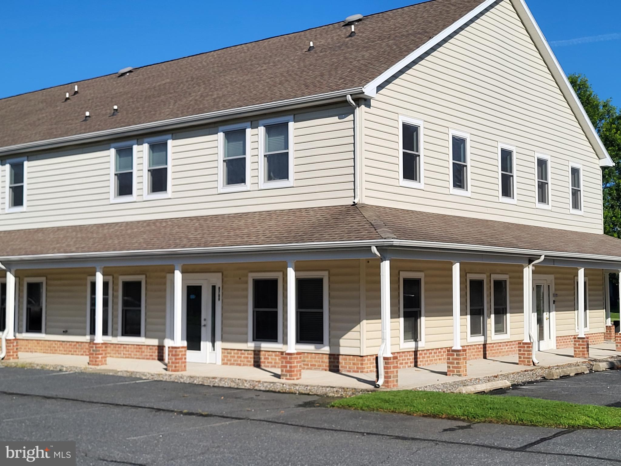 GLEBE BUSINESS PARK - Commercial Lease