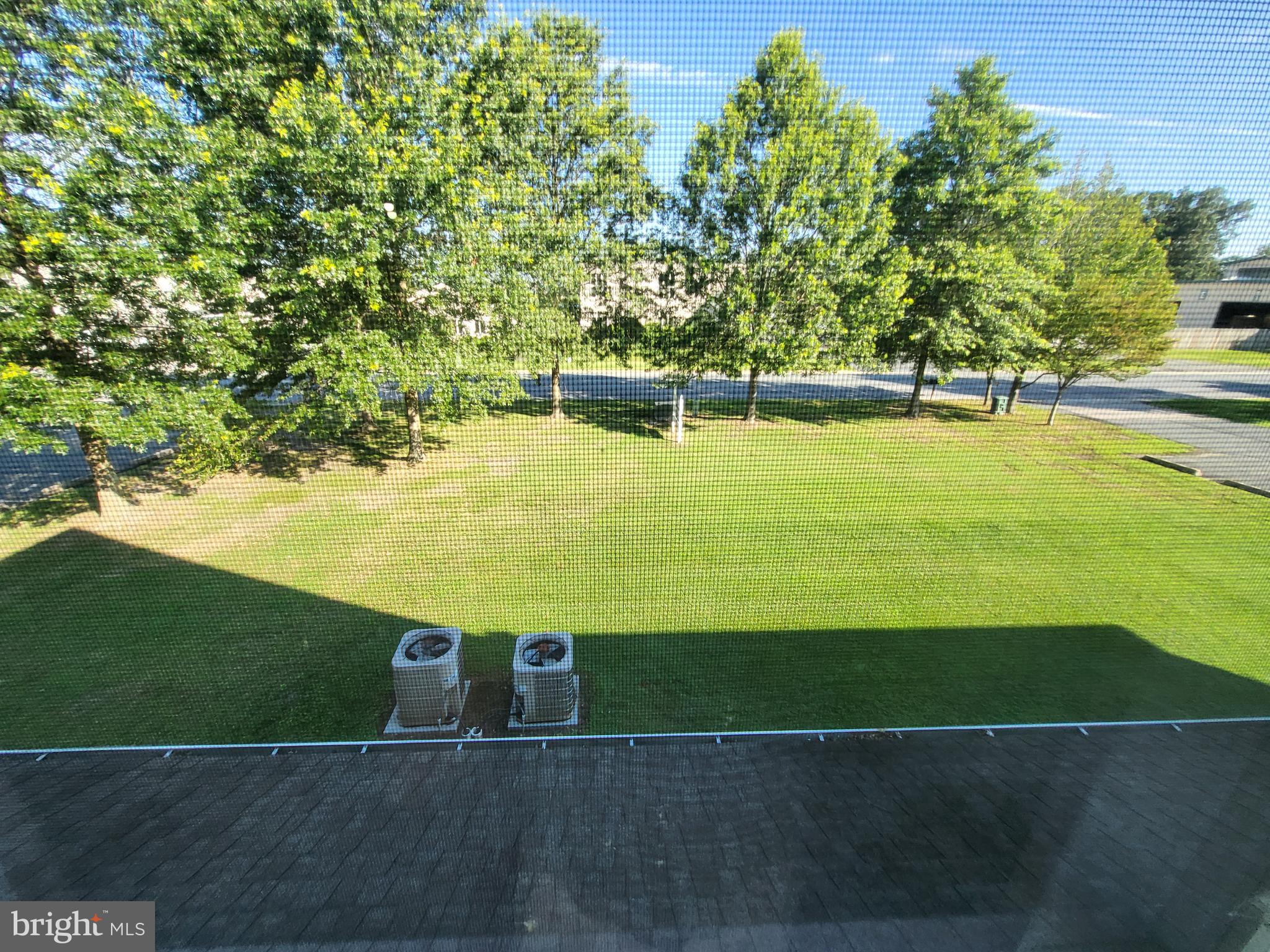 GLEBE BUSINESS PARK - Commercial Lease