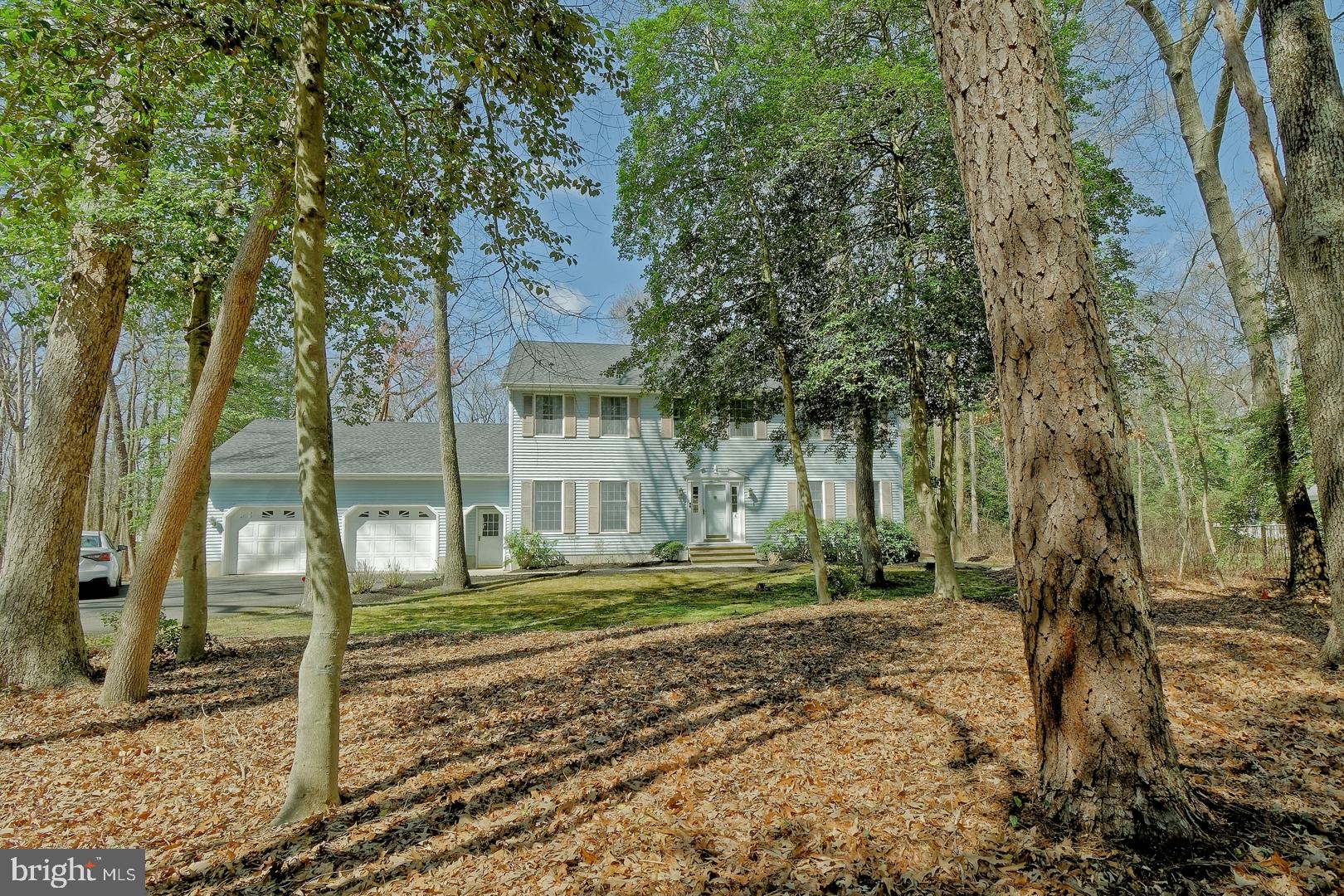 12 ROBBINS WAY