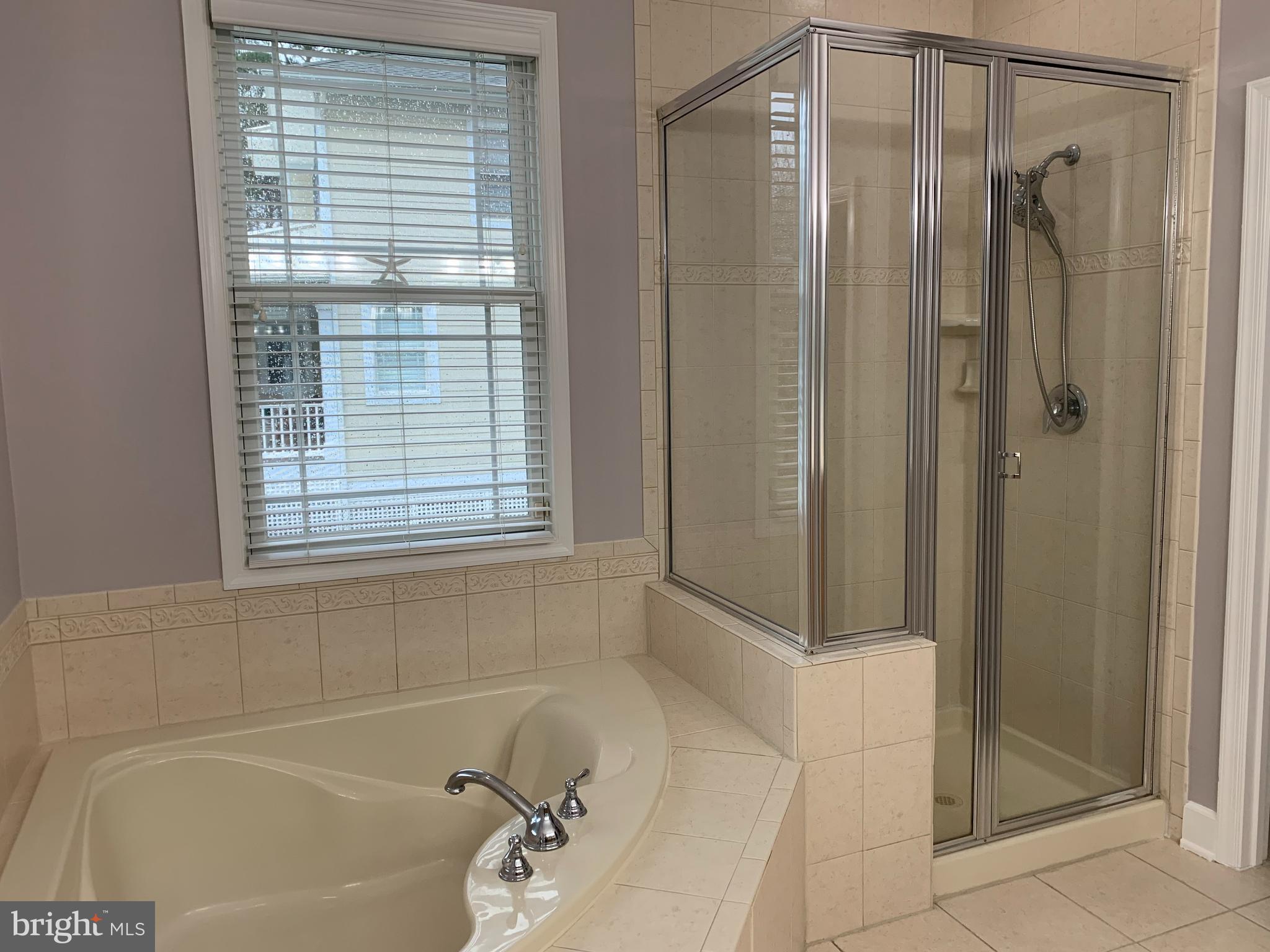 GLEN RIDDLE - Residential