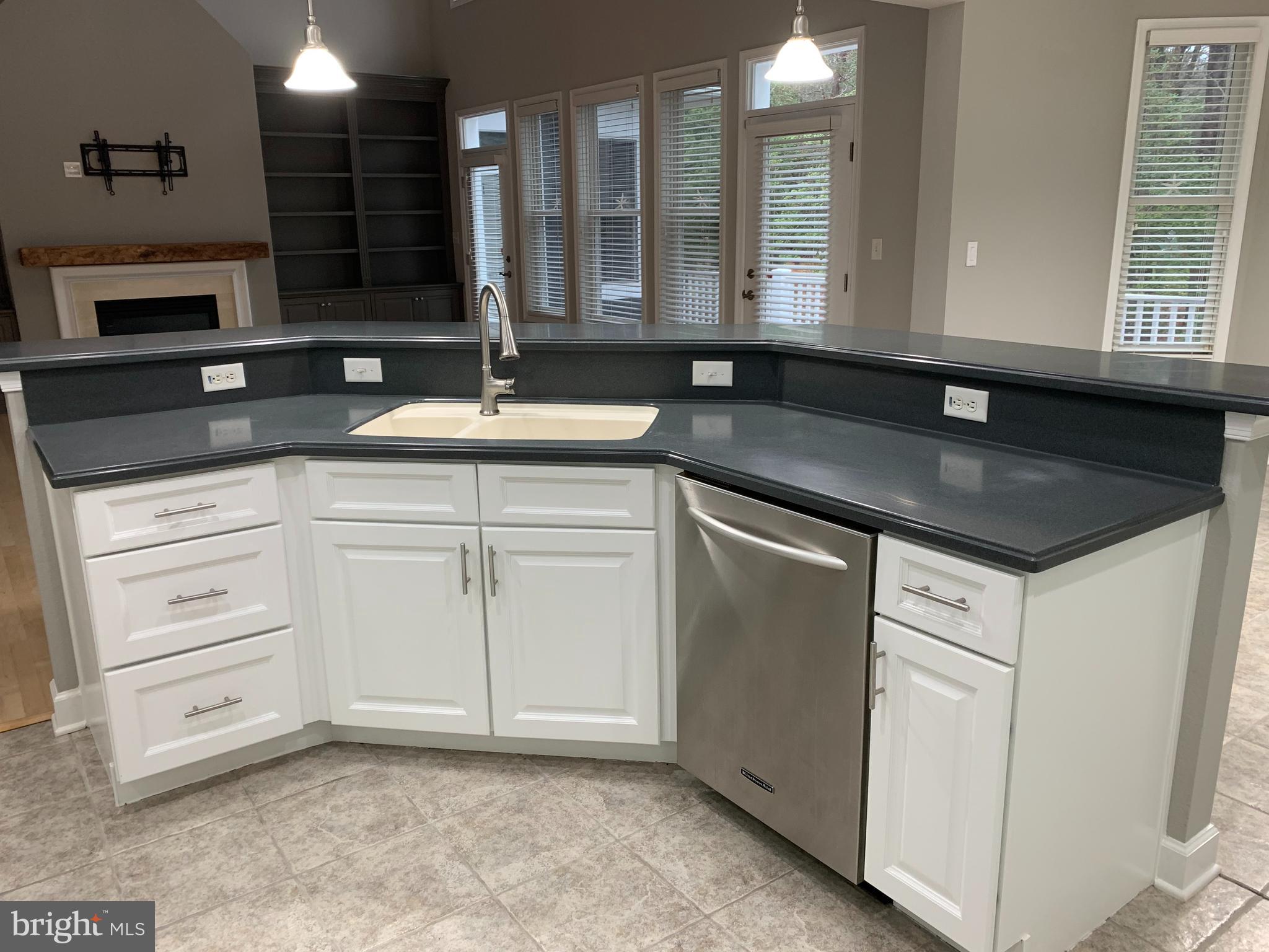 GLEN RIDDLE - Residential