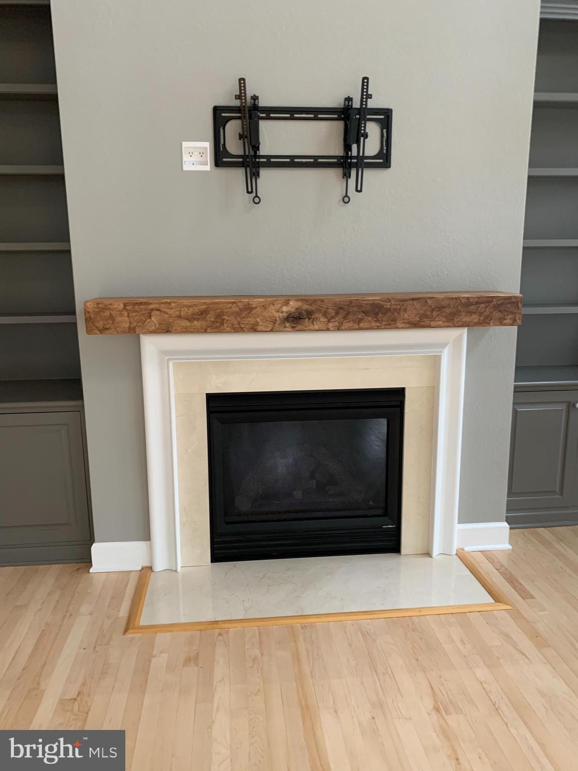 GLEN RIDDLE - Residential