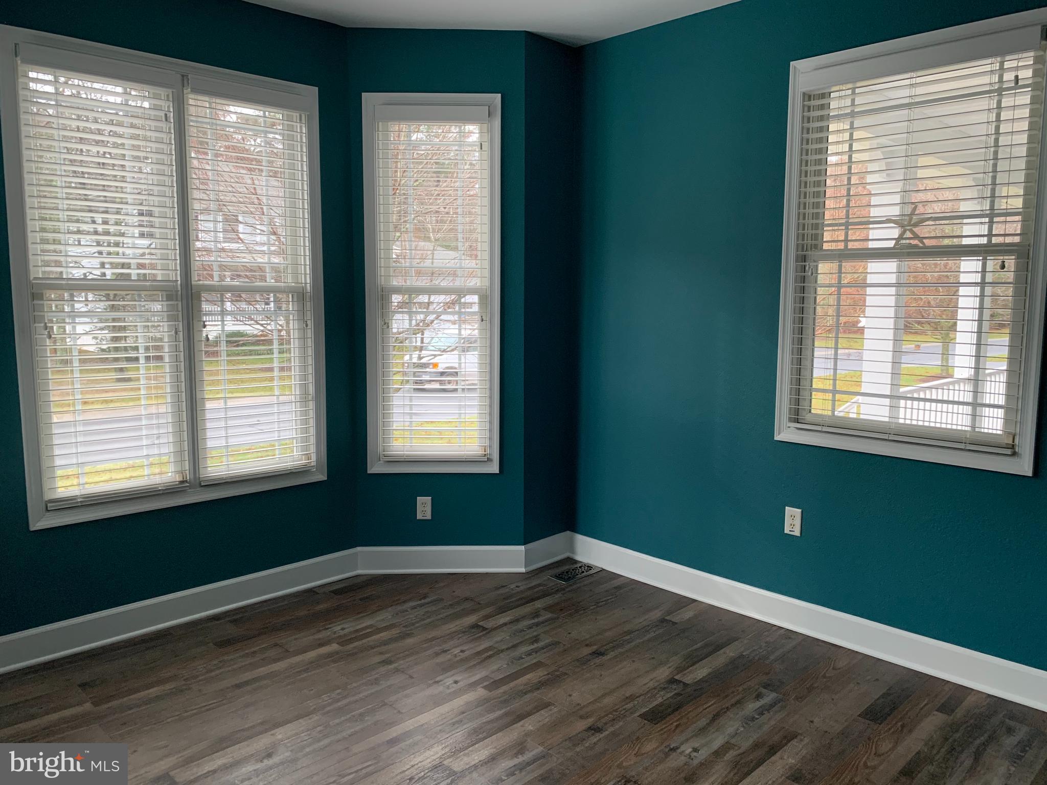 GLEN RIDDLE - Residential