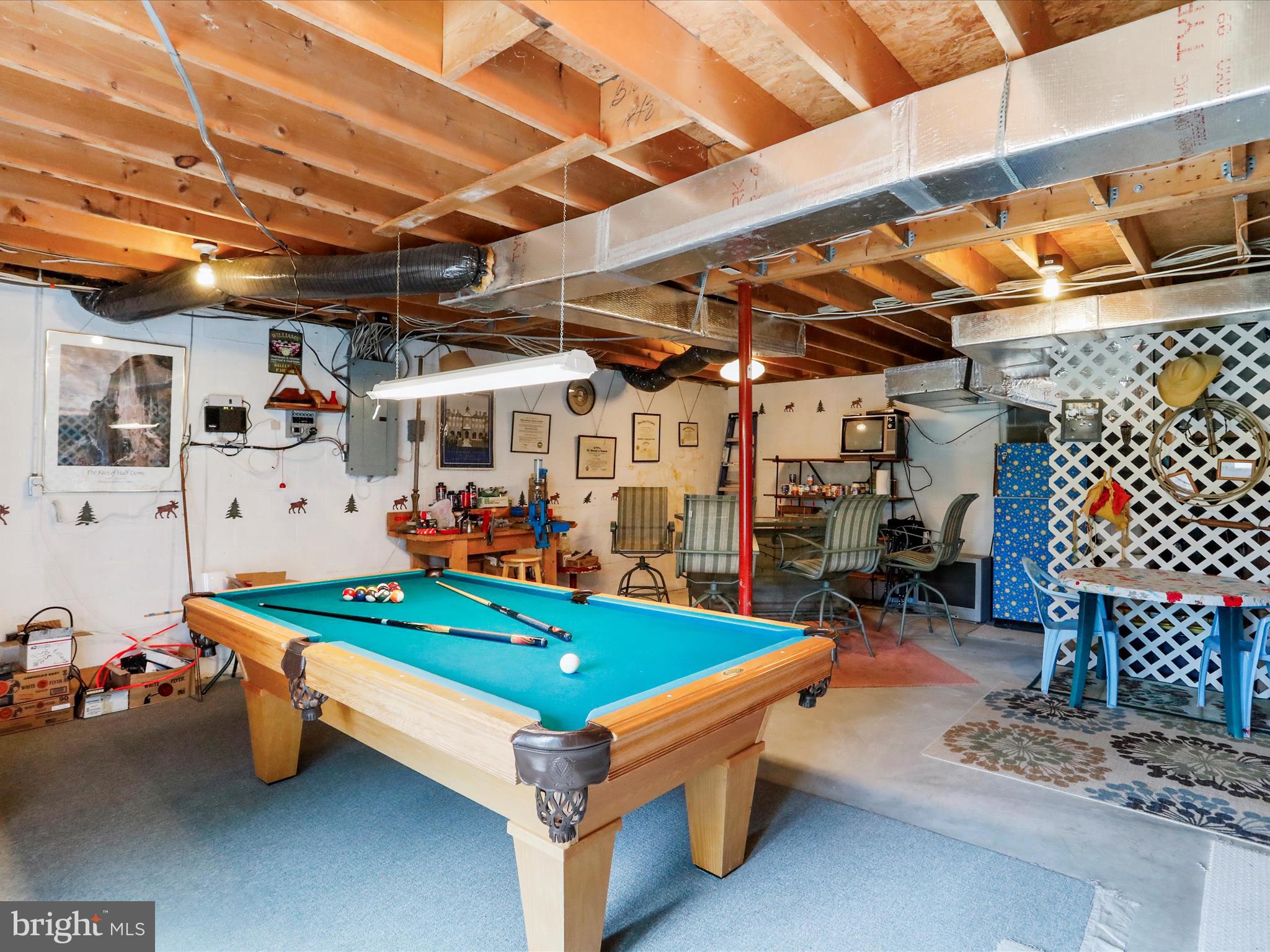 OAK PARK ESTATES - Residential