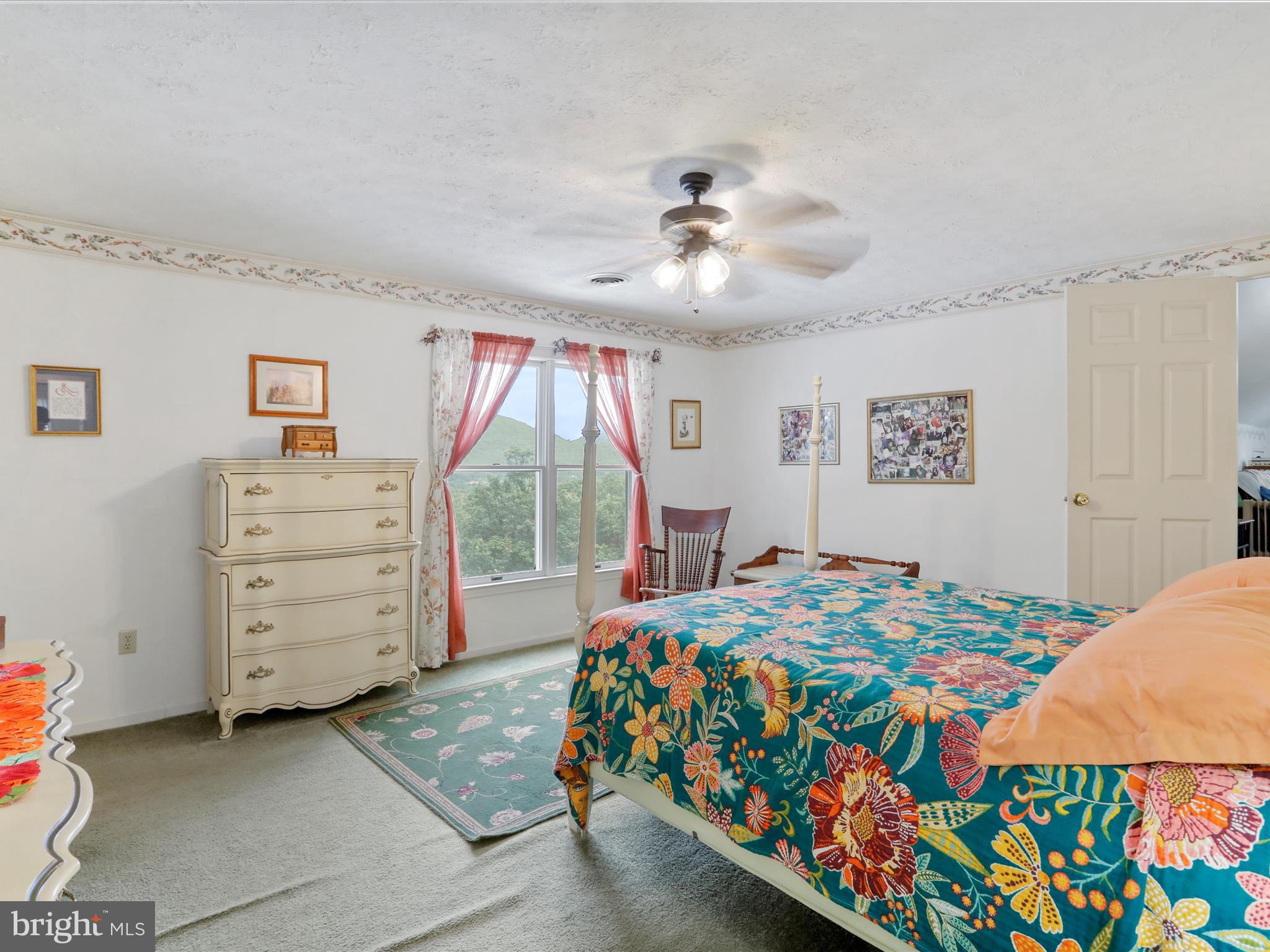 OAK PARK ESTATES - Residential