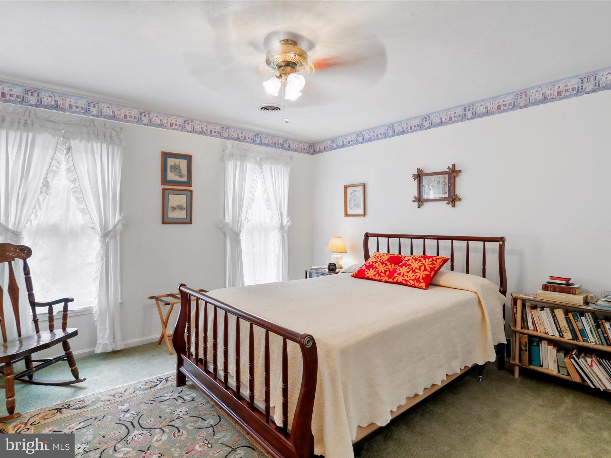 OAK PARK ESTATES - Residential