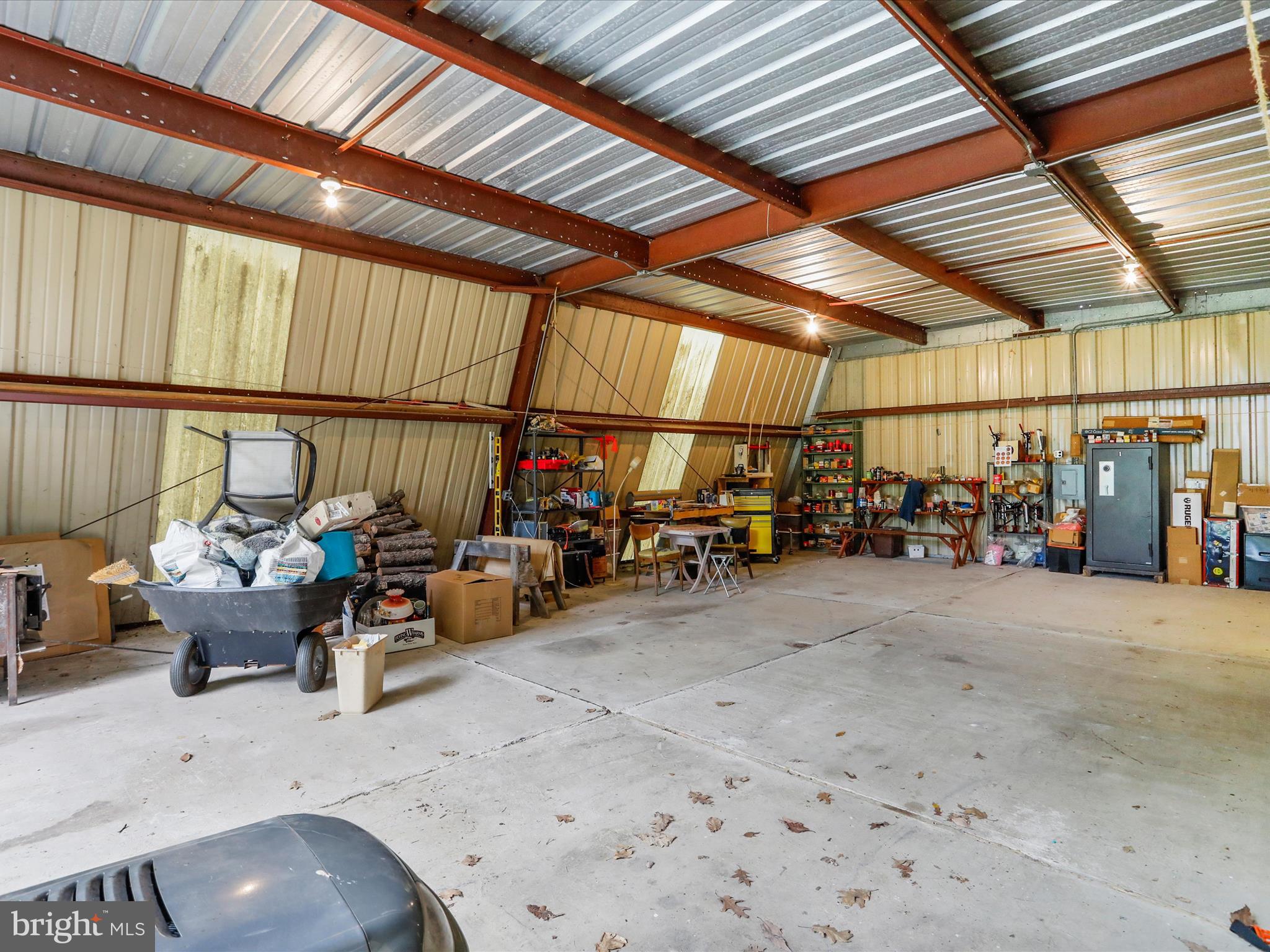 OAK PARK ESTATES - Residential