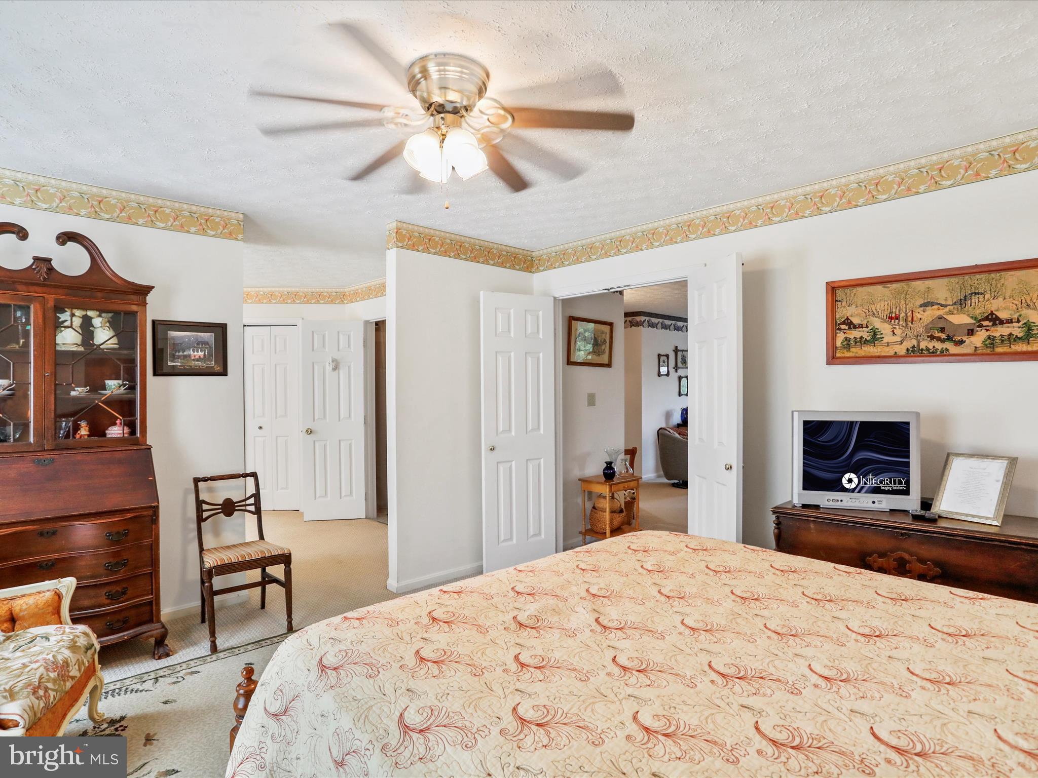 OAK PARK ESTATES - Residential