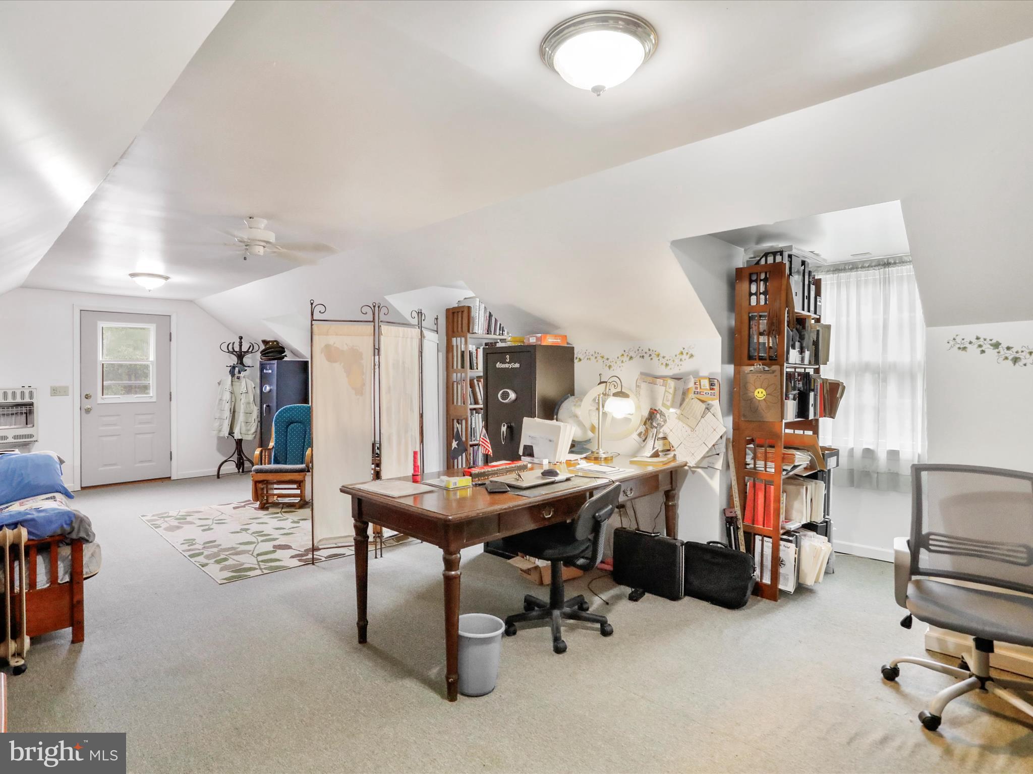 OAK PARK ESTATES - Residential