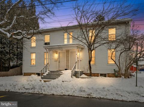 Multifamily For Sale - 6-8 S Greenwood Avenue<br/> HOPEWELL, NJ 08525