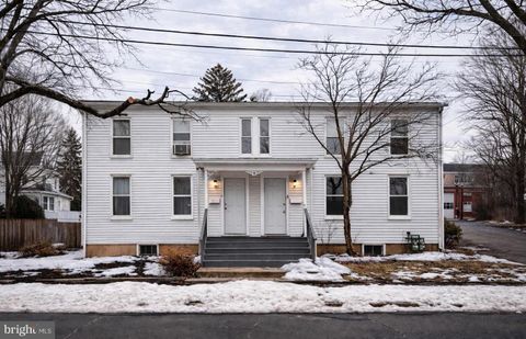 6-8 S GREENWOOD AVENUE HOPEWELL NJ 08525