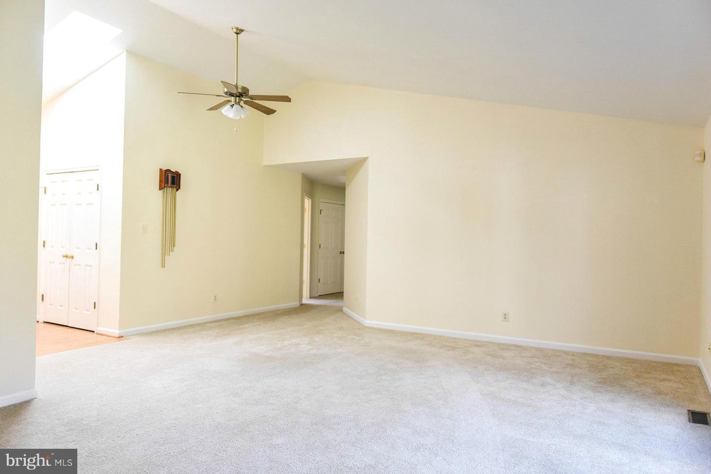 KINGS GRANT LA PLATA - Residential