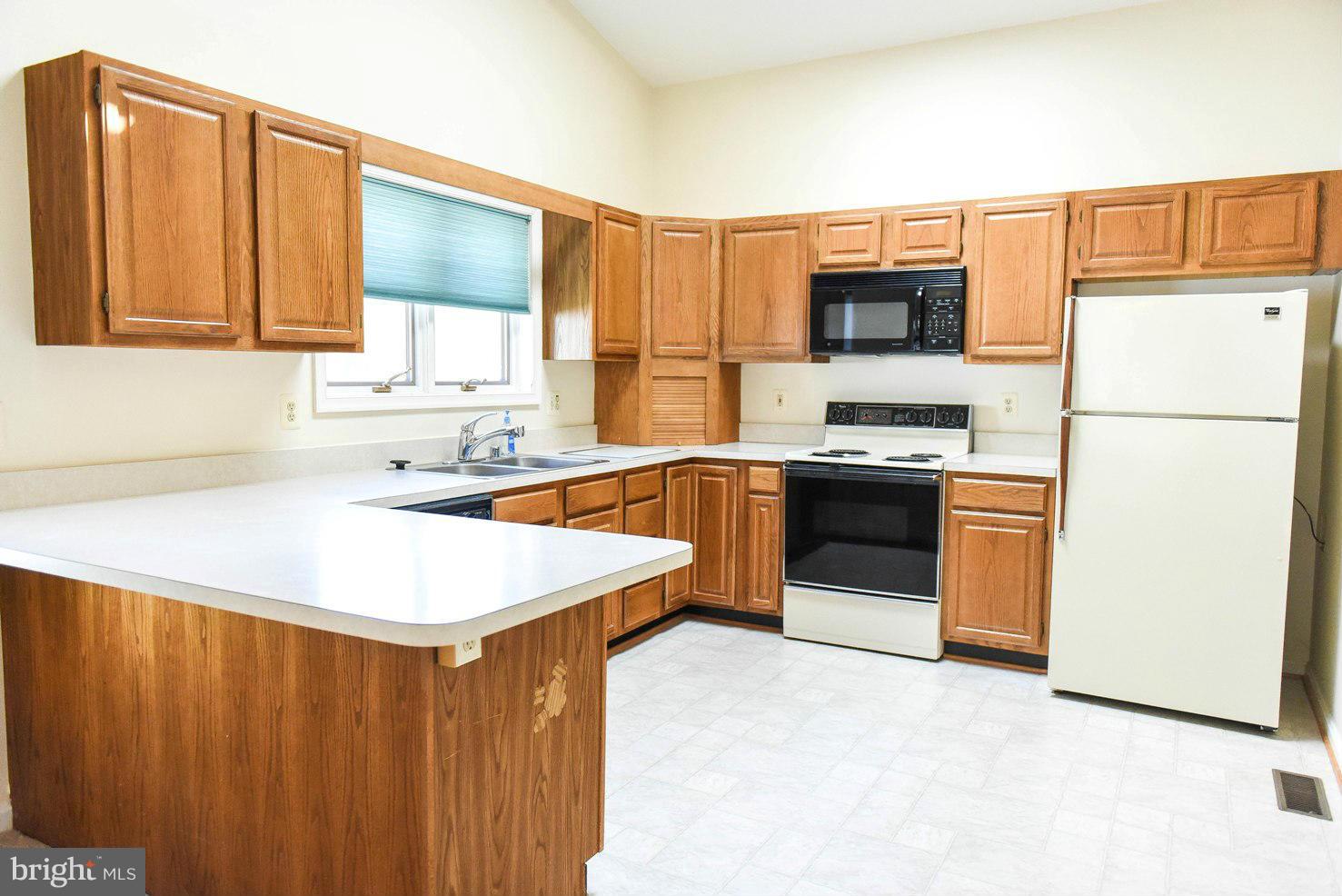 KINGS GRANT LA PLATA - Residential