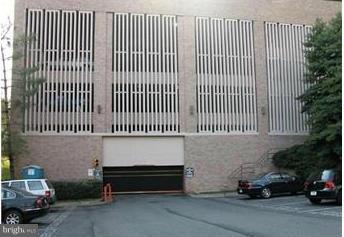 SKYLINE HOUSE - Residential