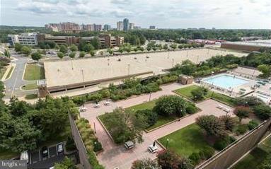 SKYLINE HOUSE - Residential