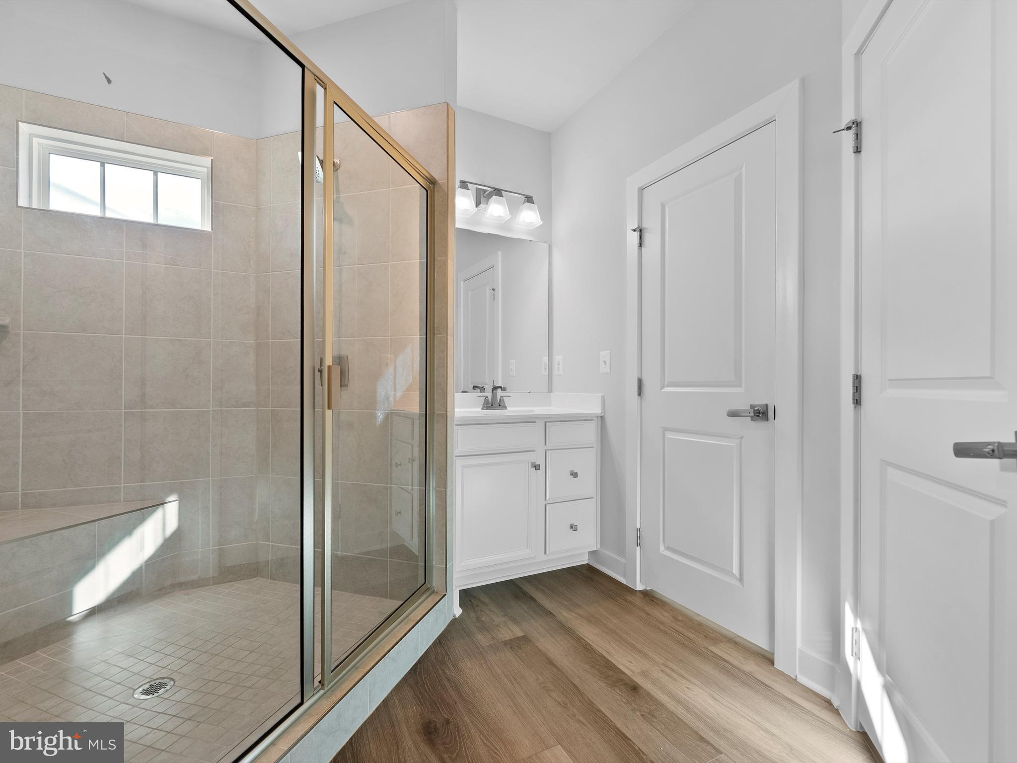 FOSTER'S GLEN - Residential Lease