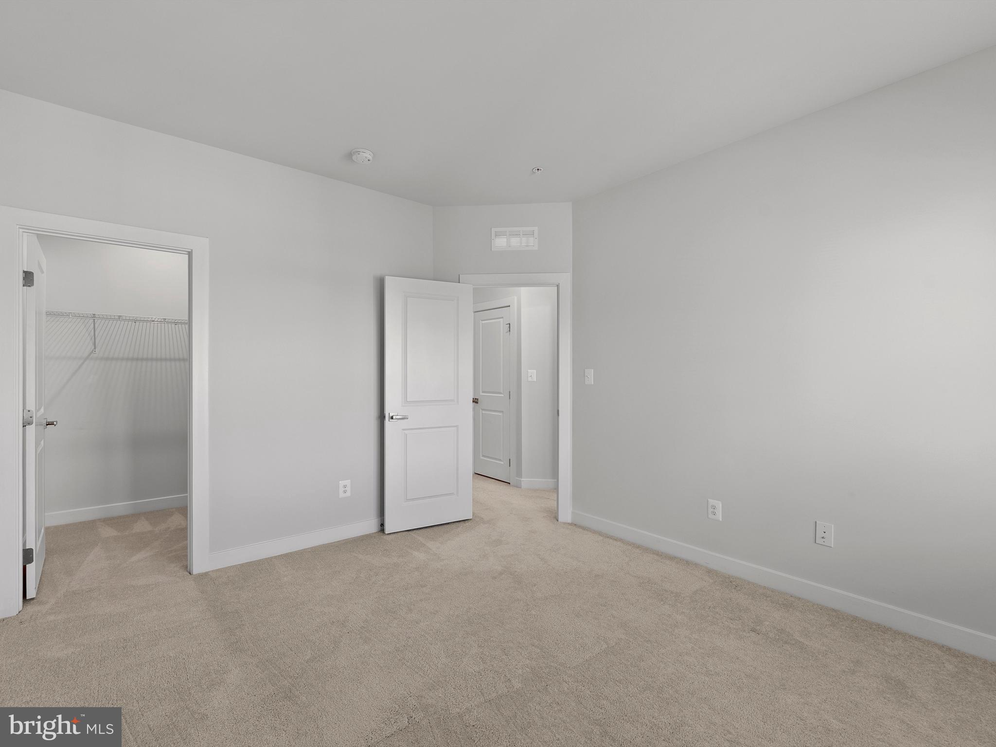 FOSTER'S GLEN - Residential Lease