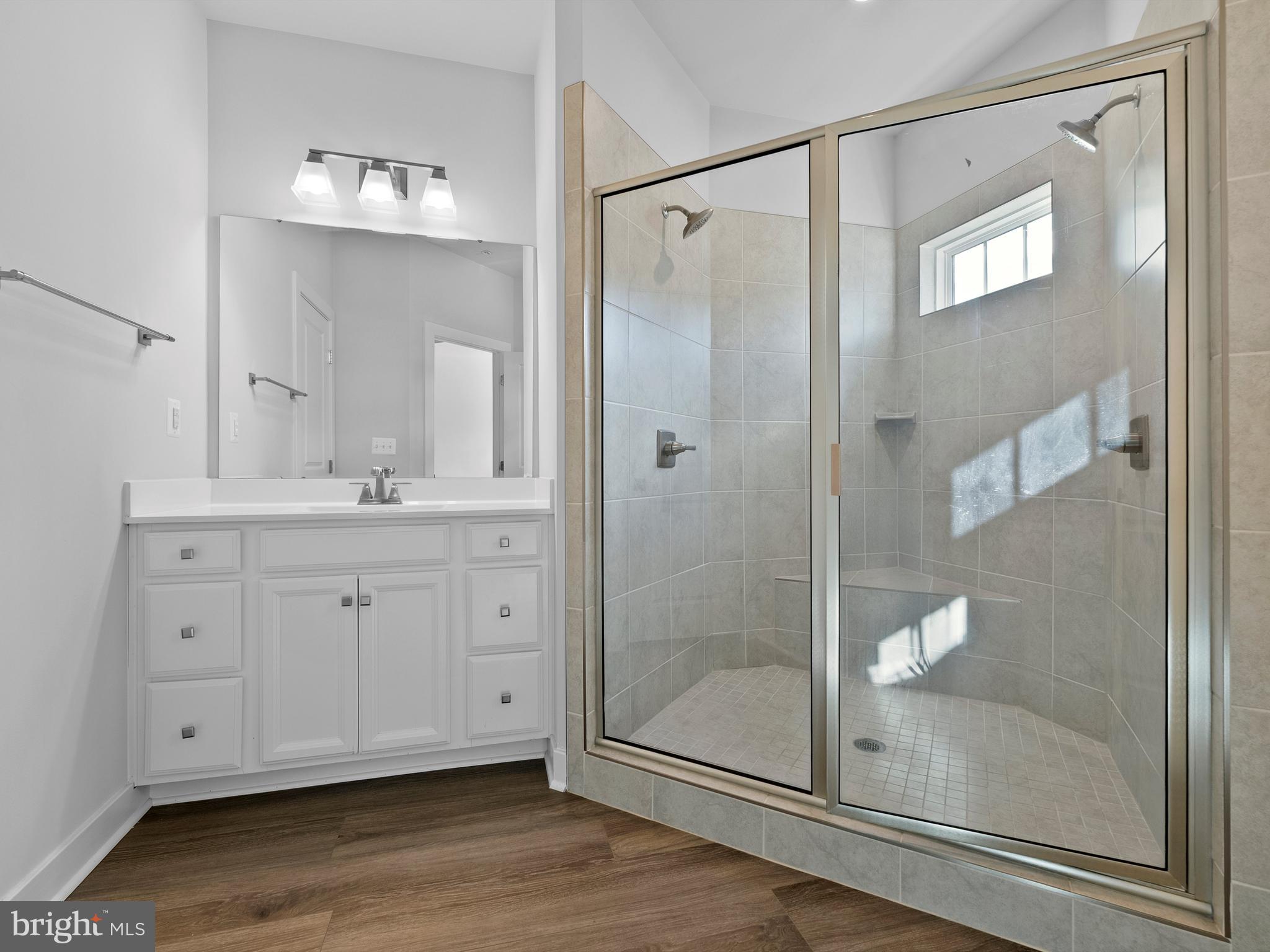 FOSTER'S GLEN - Residential Lease