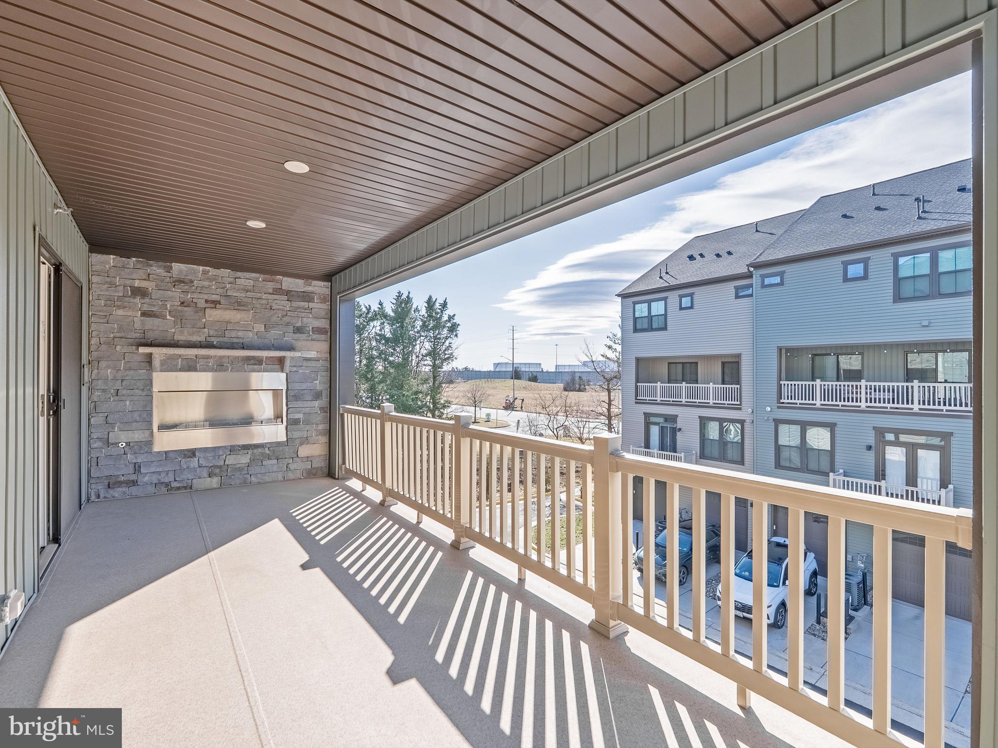 FOSTER'S GLEN - Residential Lease