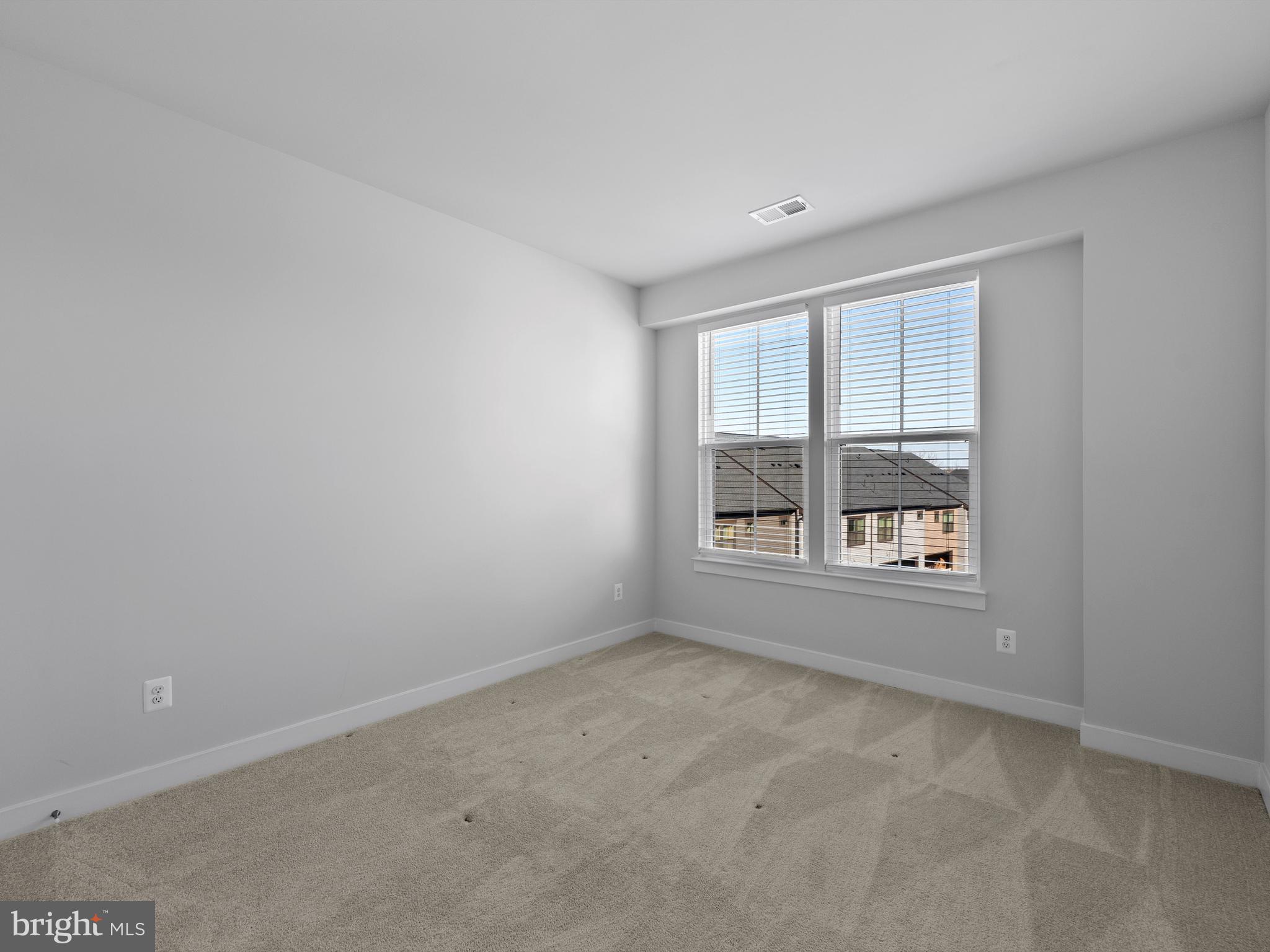 FOSTER'S GLEN - Residential Lease