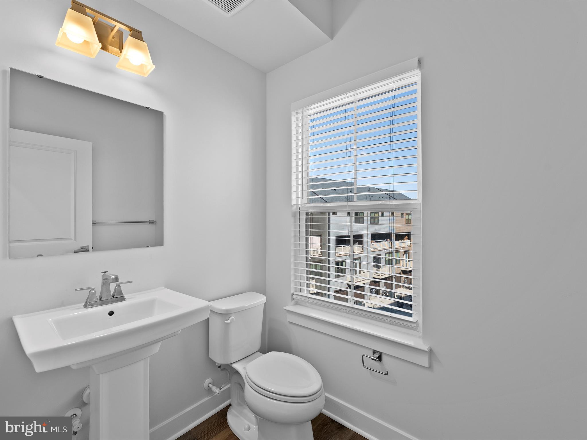 FOSTER'S GLEN - Residential Lease