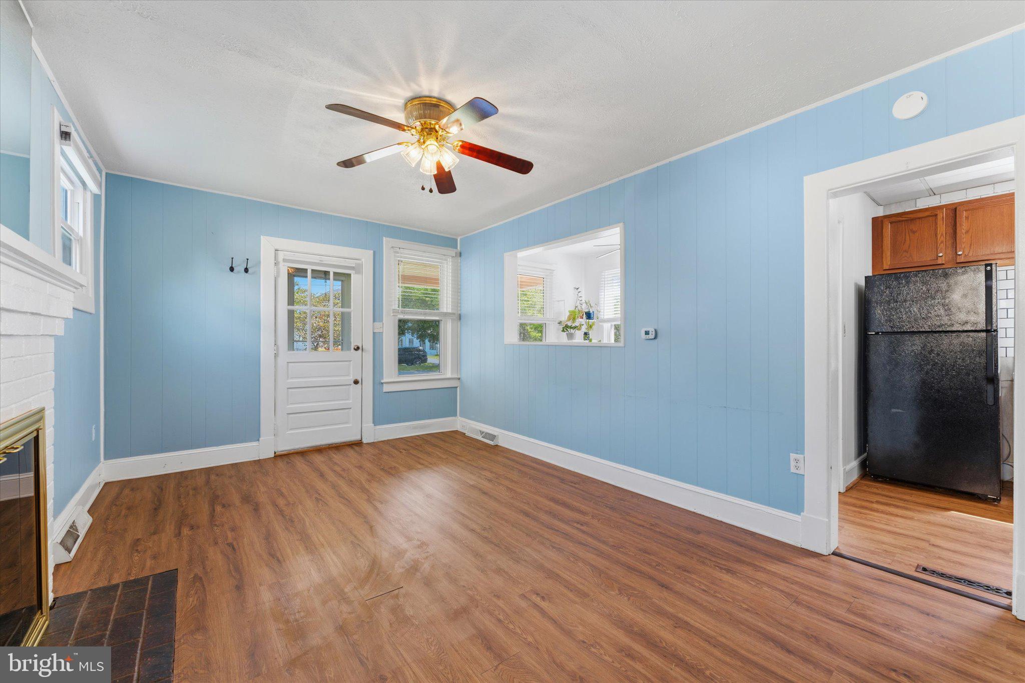 17 GLAIZE AVENUE