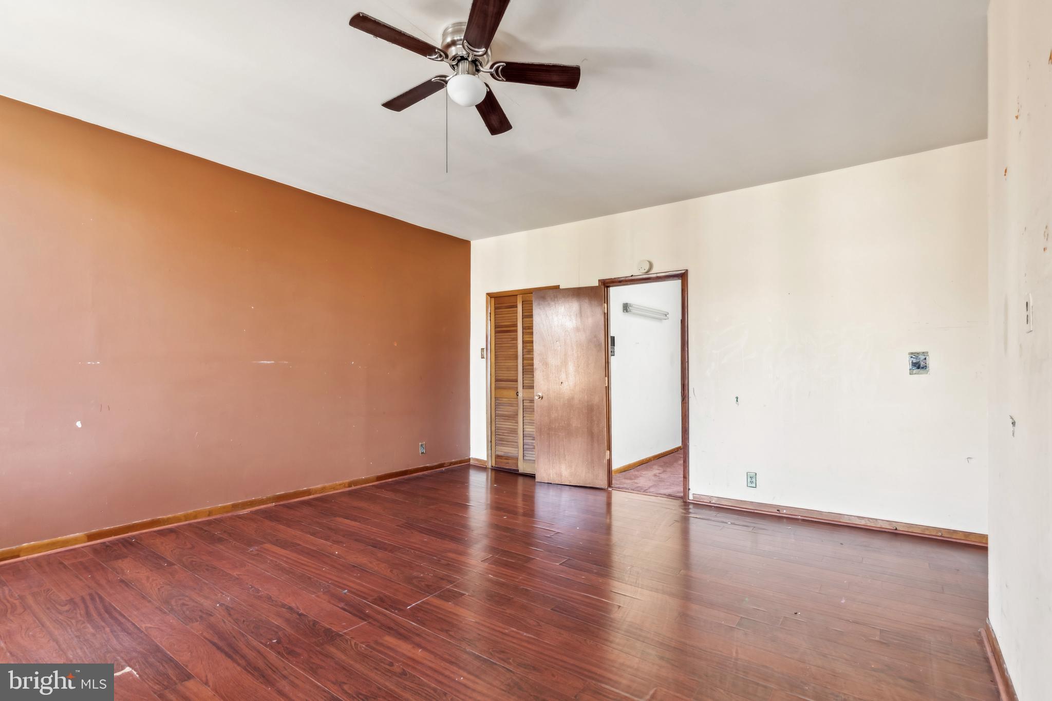 RESERVOIR HILL - Residential