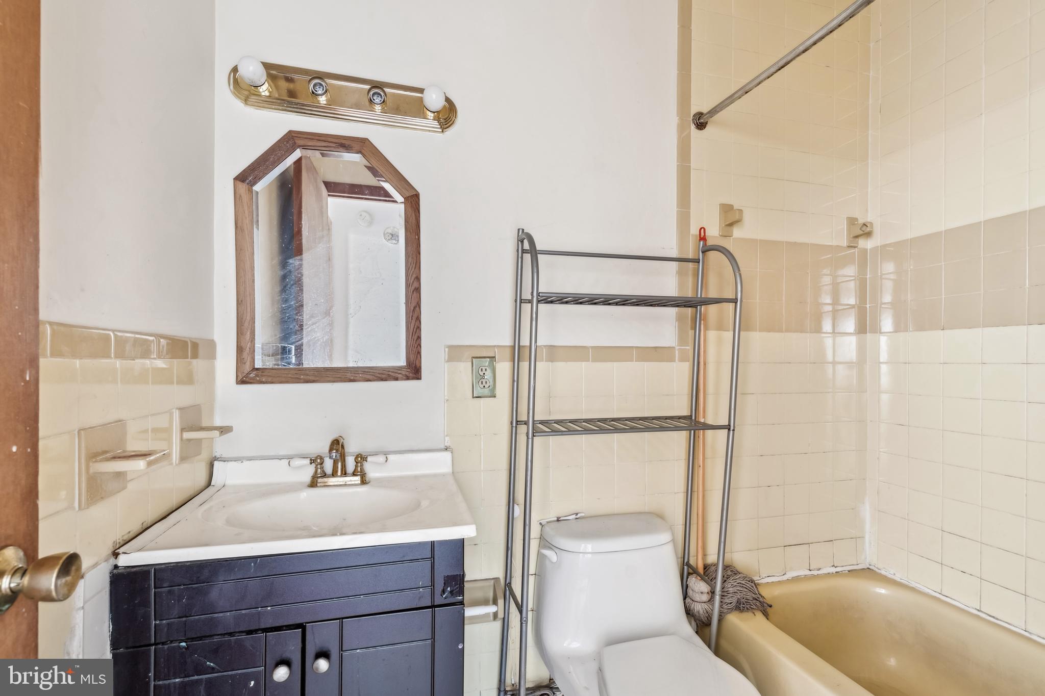 RESERVOIR HILL - Residential