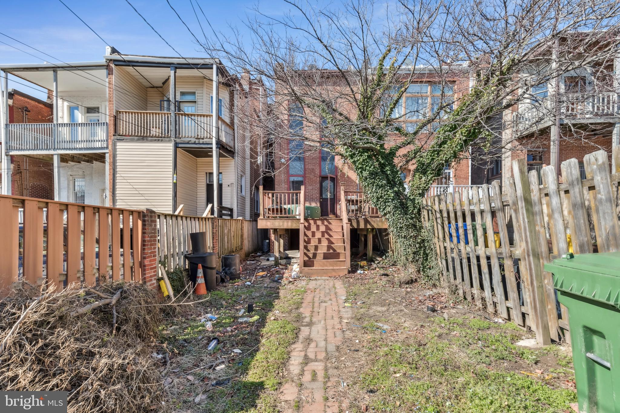 RESERVOIR HILL - Residential