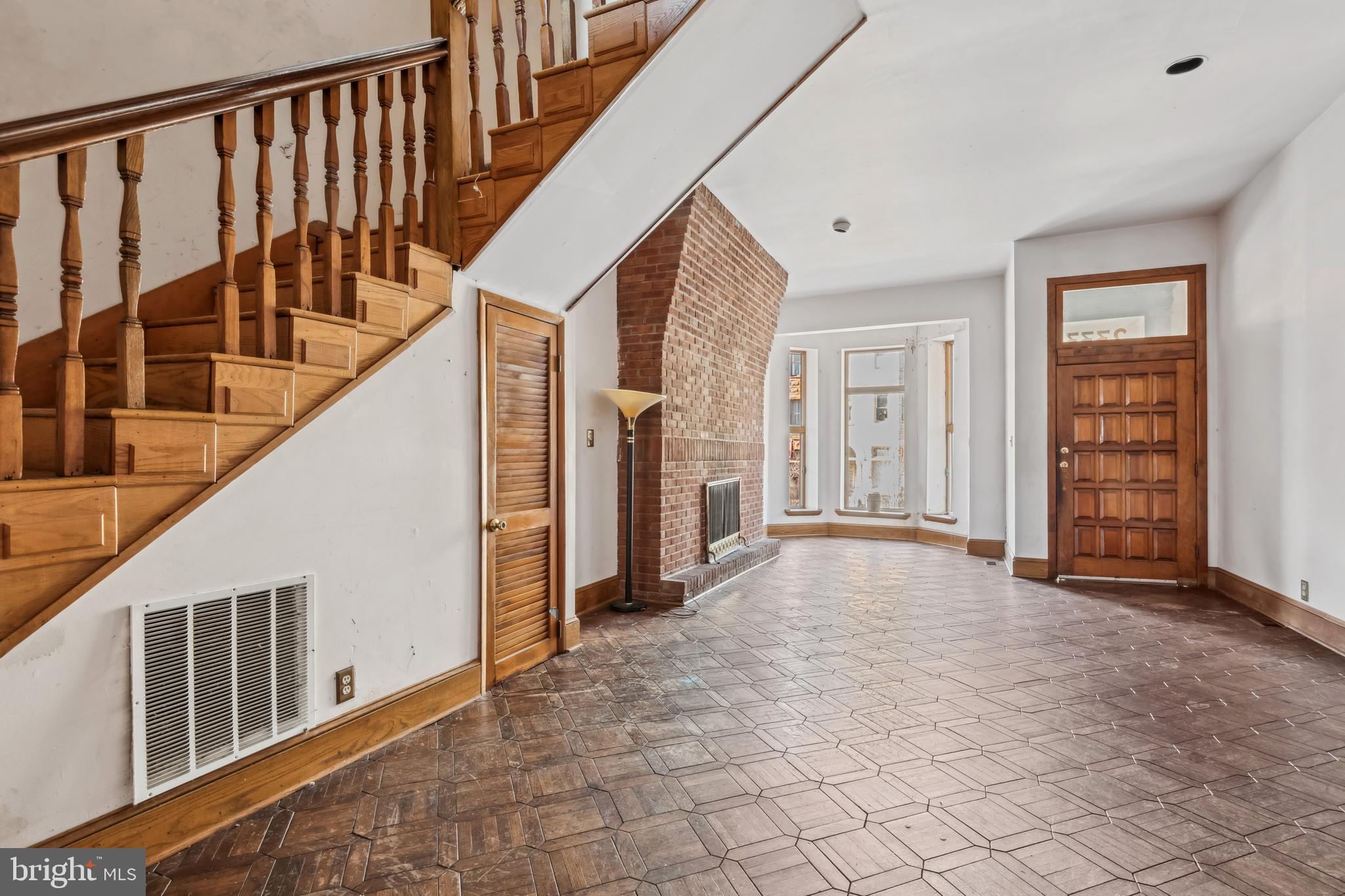 RESERVOIR HILL - Residential