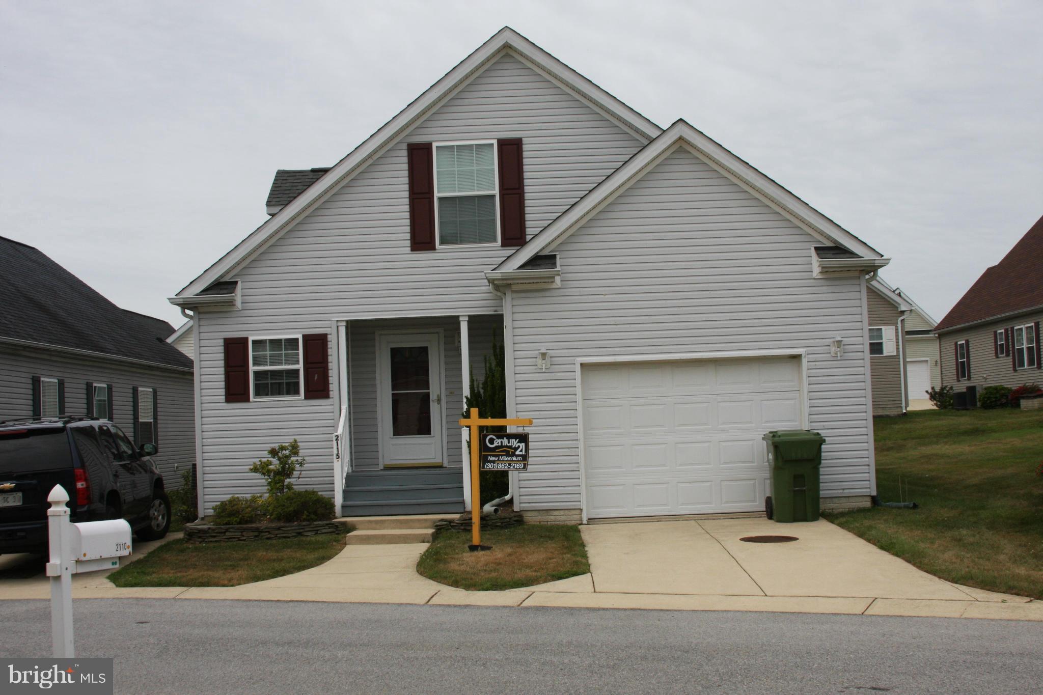 TAPESTRY NORTH CONDOMINIUMS - Residential