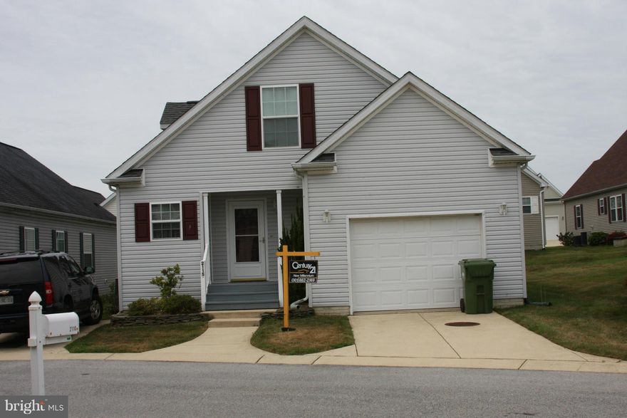 COME JOIN THE CLOSE KNIT 55 AND OVER COMMUNITY AT TAPESTRY NORTH. EASY TO MAINTAIN TWO BEDROOM TWO BATH CAPE COD. FINISH OFF THE TOP LEVEL FOR ADDITIONAL LIVING SPACE OR USE IT FOR ALL YOUR STORAGE