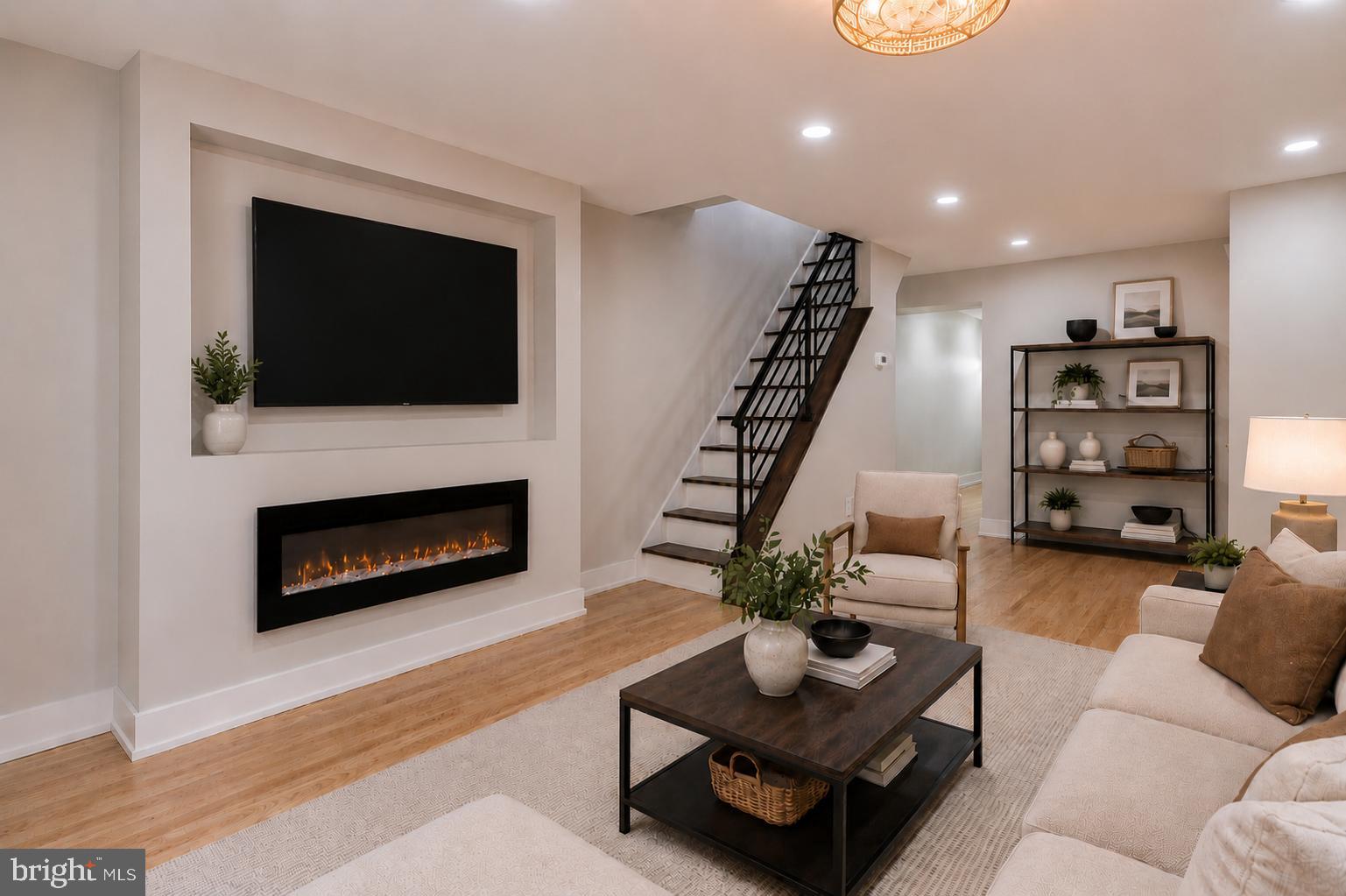 3143 LIVINGSTON STREET