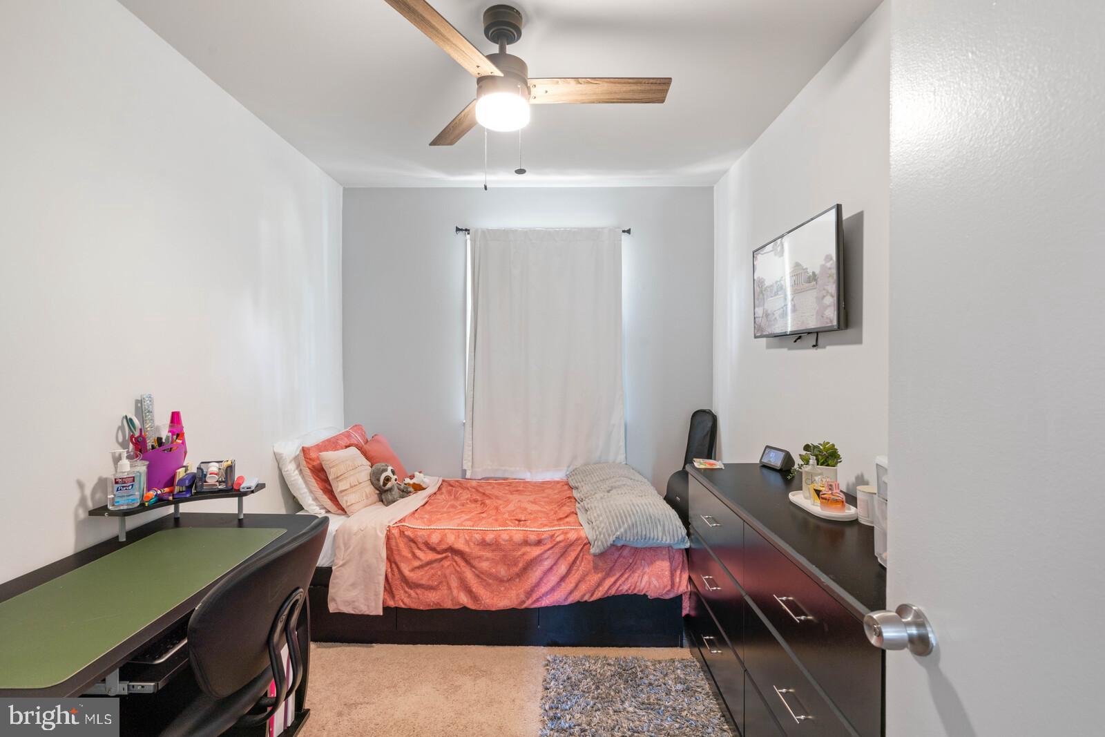 DALE CITY - Residential